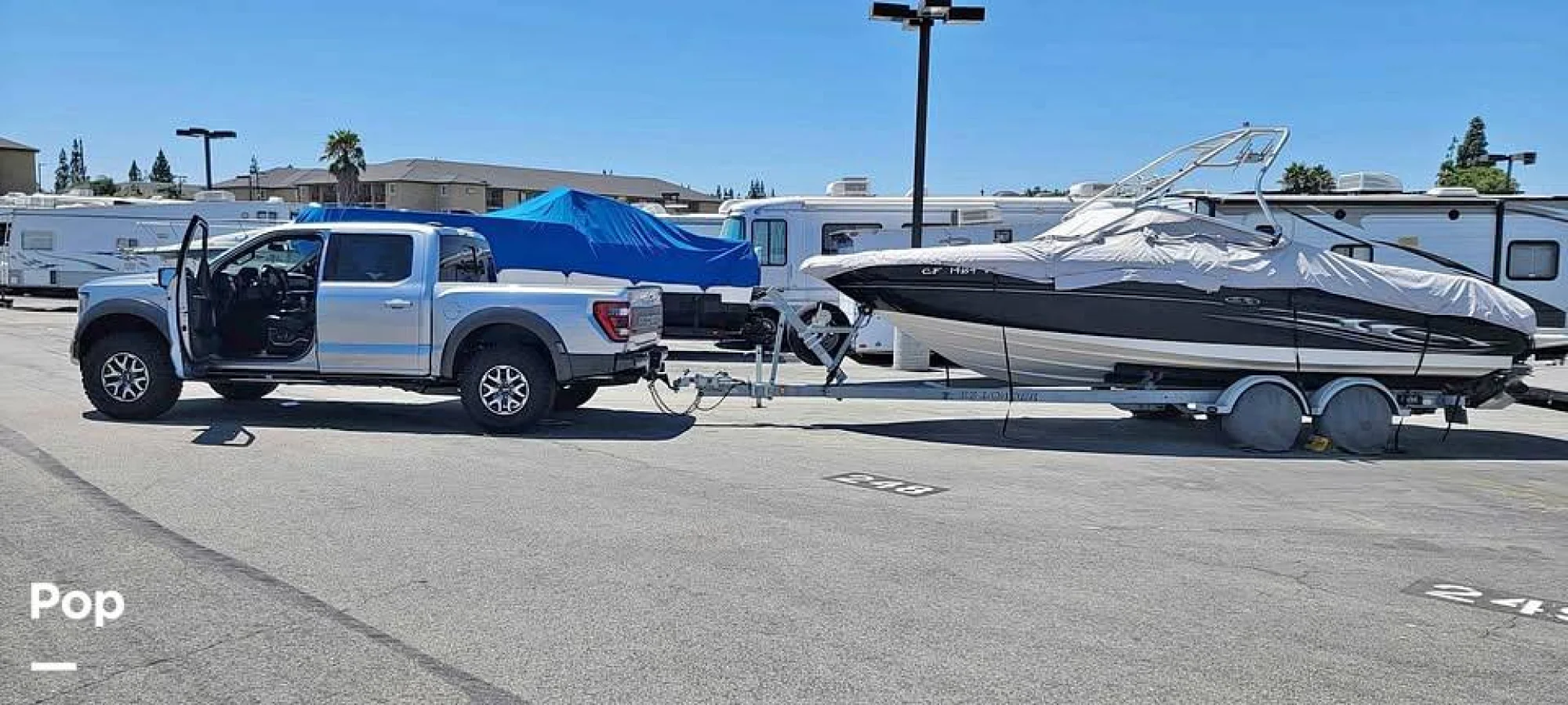 2005 Sea Ray 240 Select - Image 4