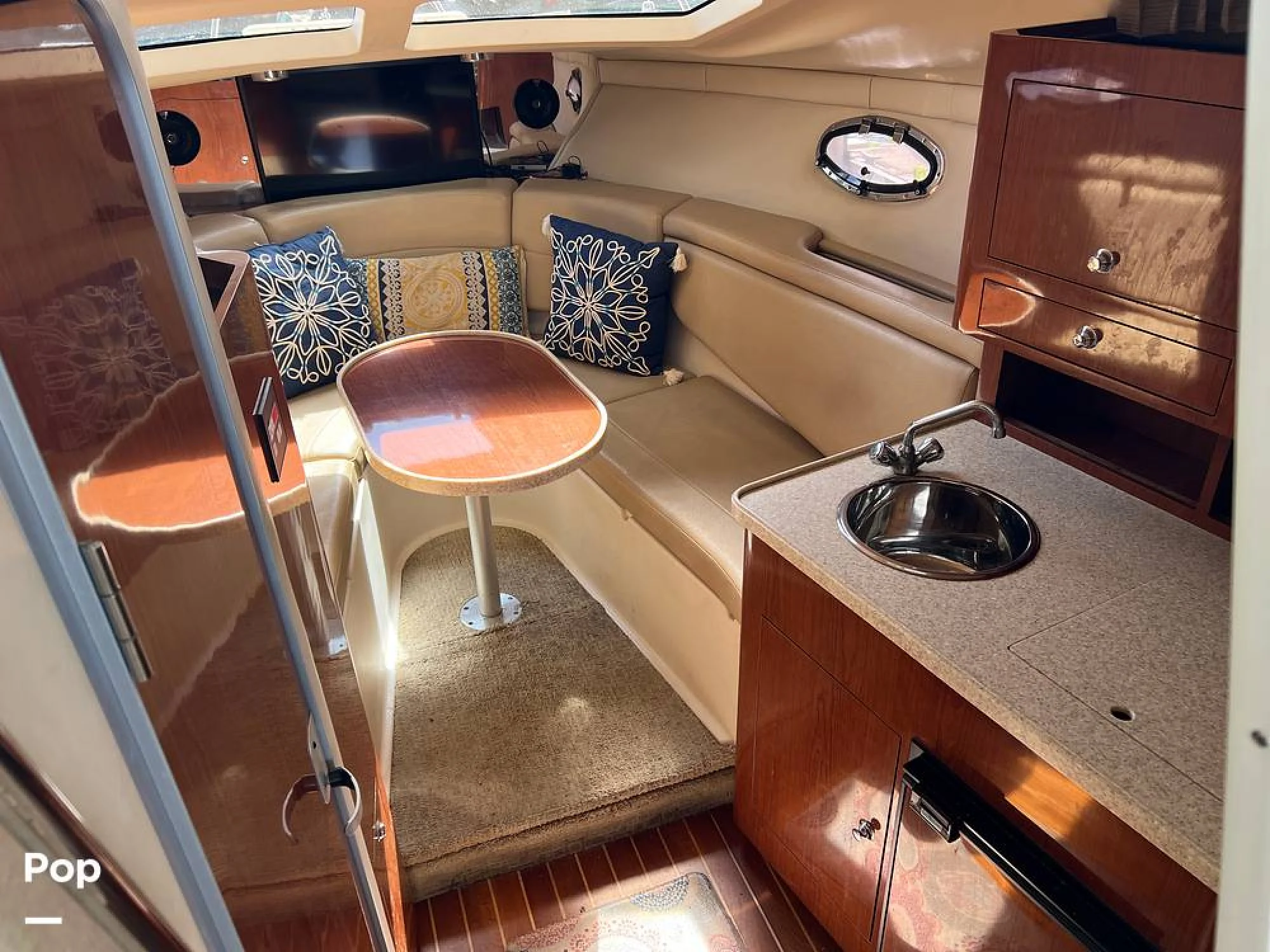 2007 Regal 2860 - Image 3