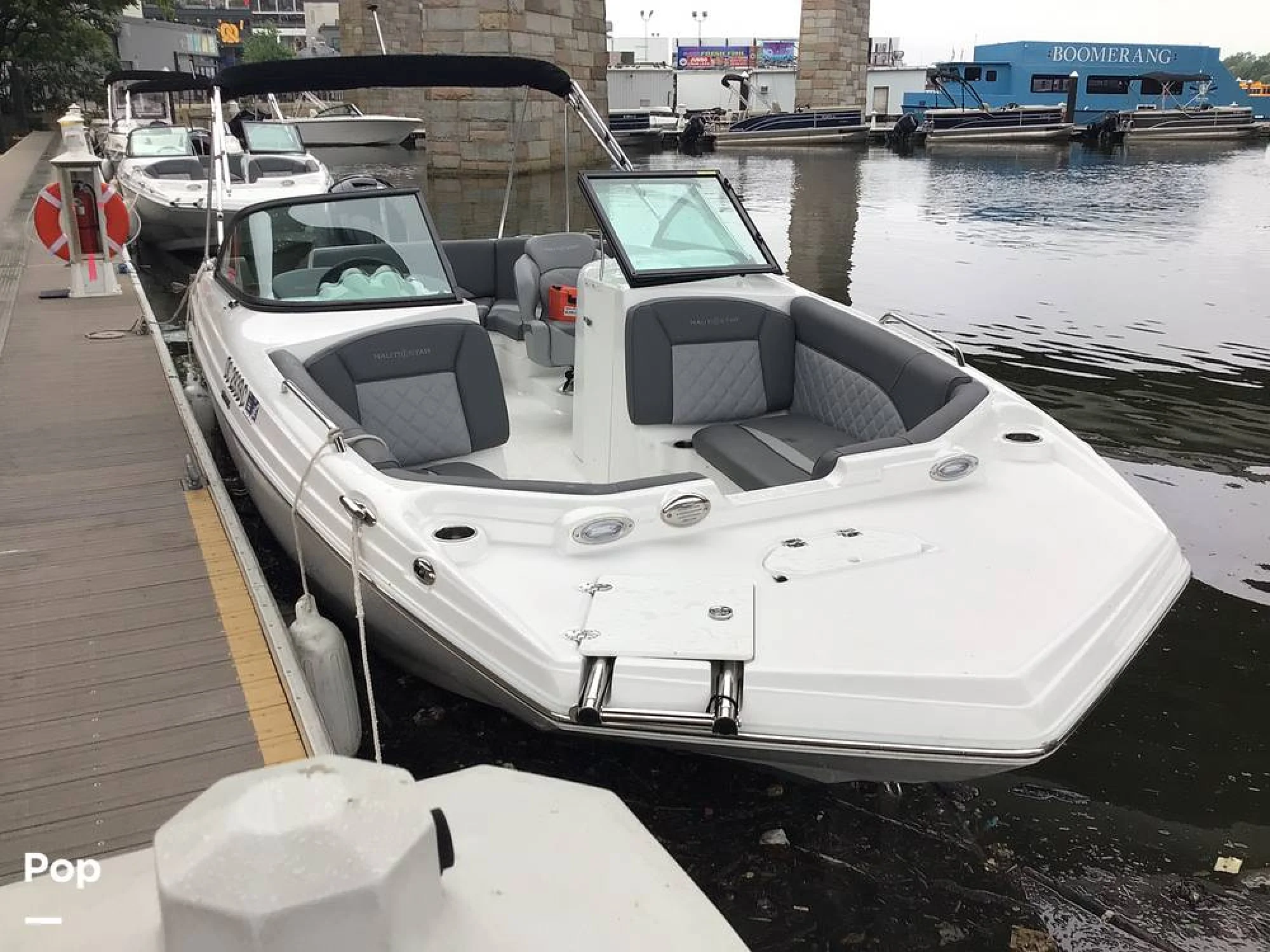2025 NauticStar 223 DC - Image 2