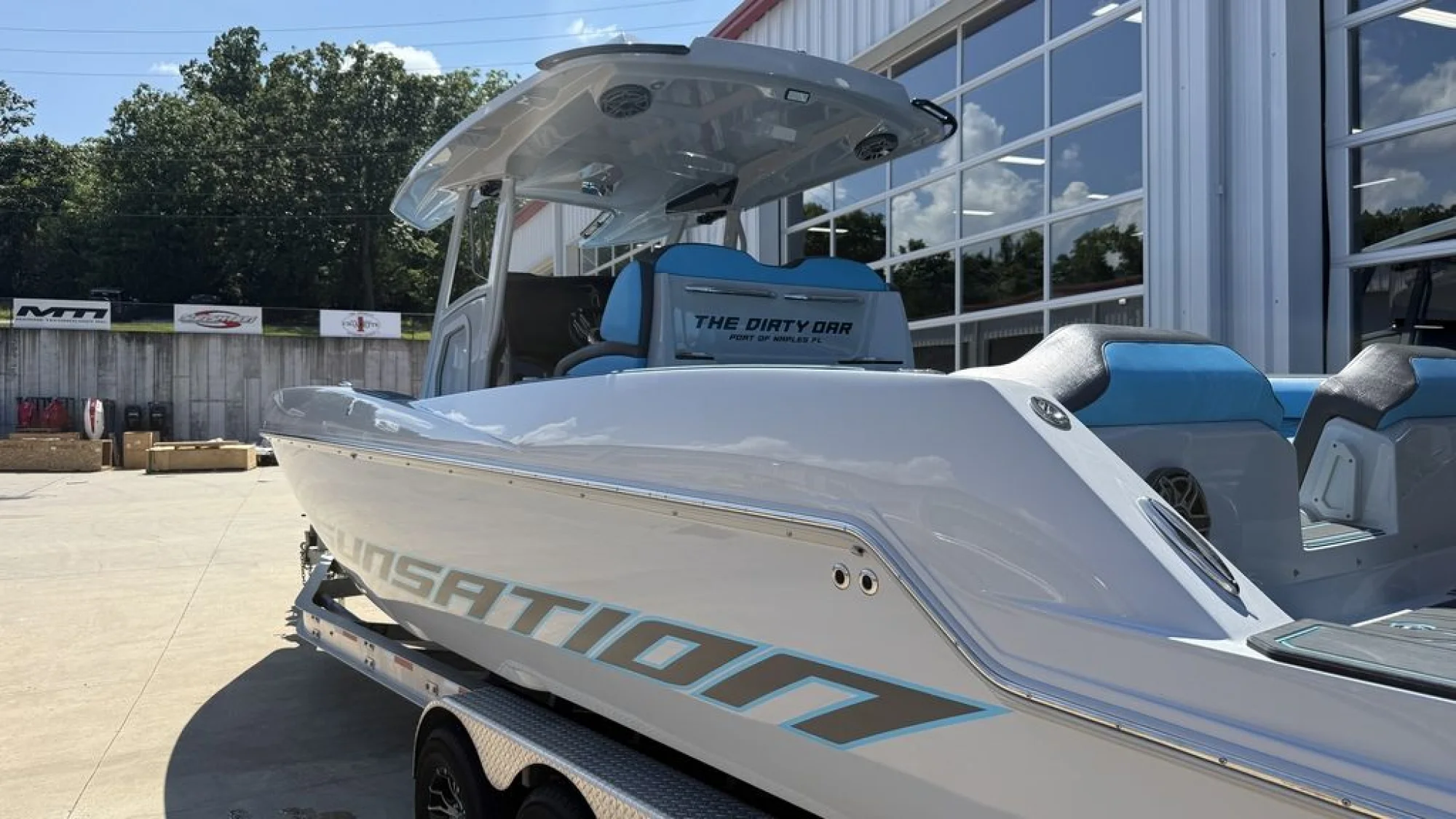 Sunsation Powerboats 32CCX - Image 2