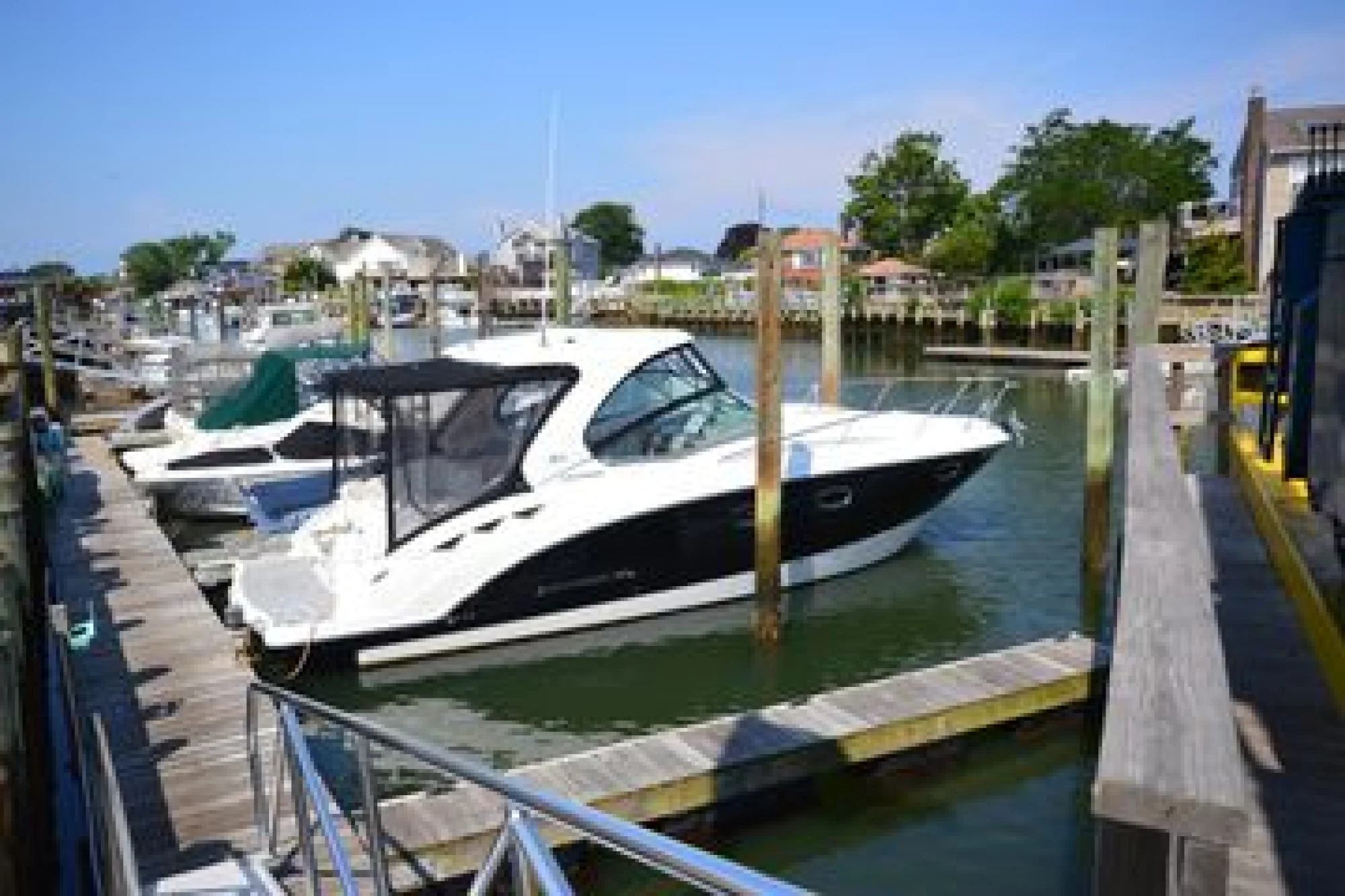 2012 33' Chaparral 330 Signature | 33ft - Image 2