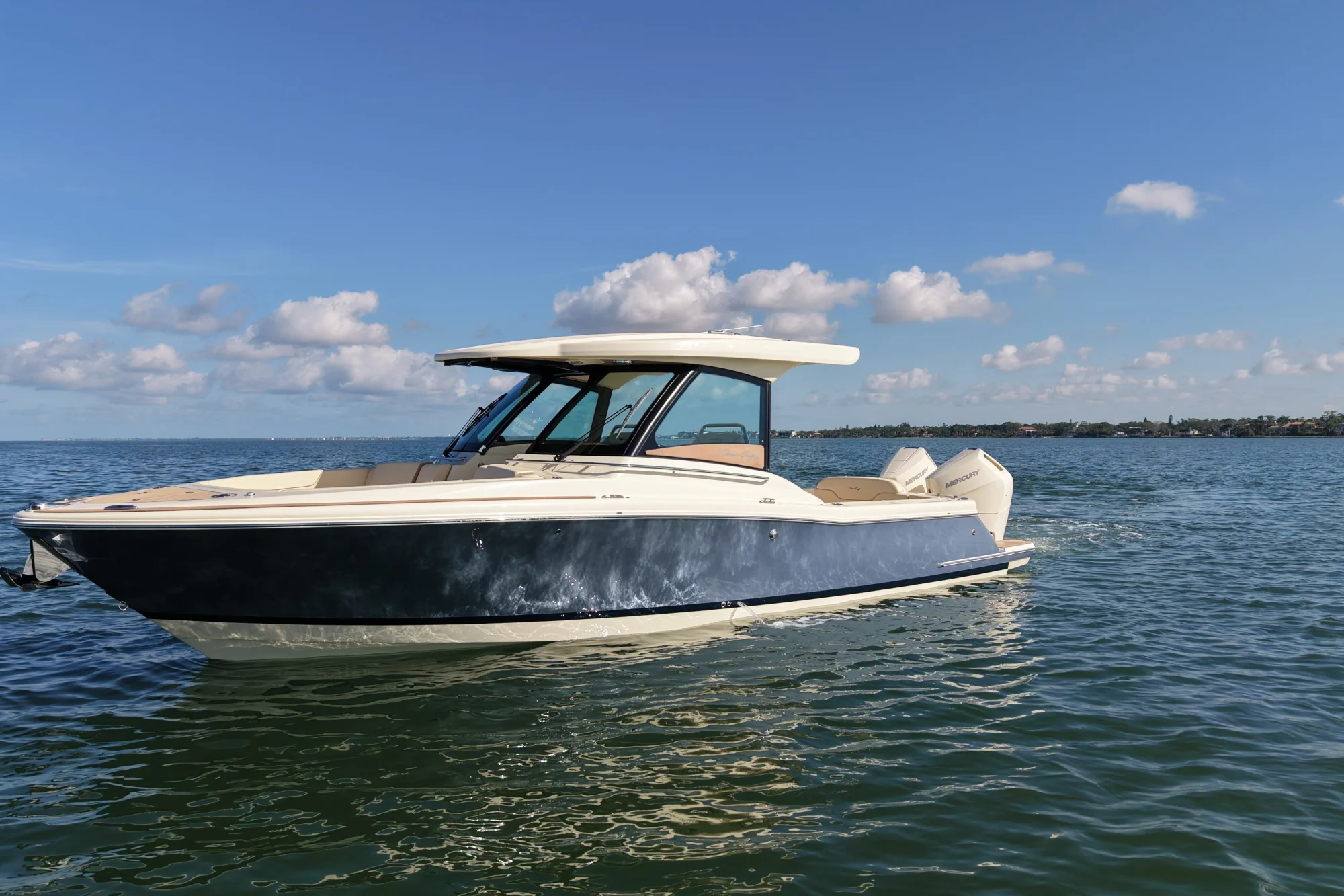 2027 Chris-Craft Calypso 32