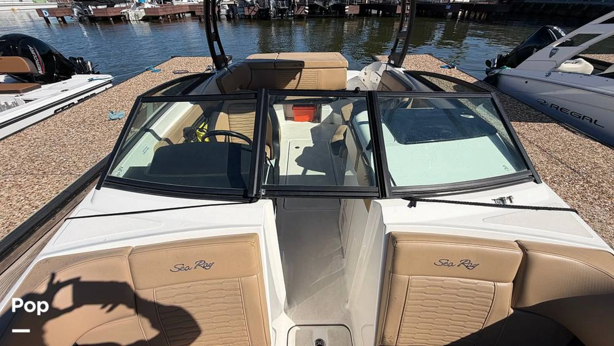 2022 Sea Ray SPX 230 I/O - Image 3