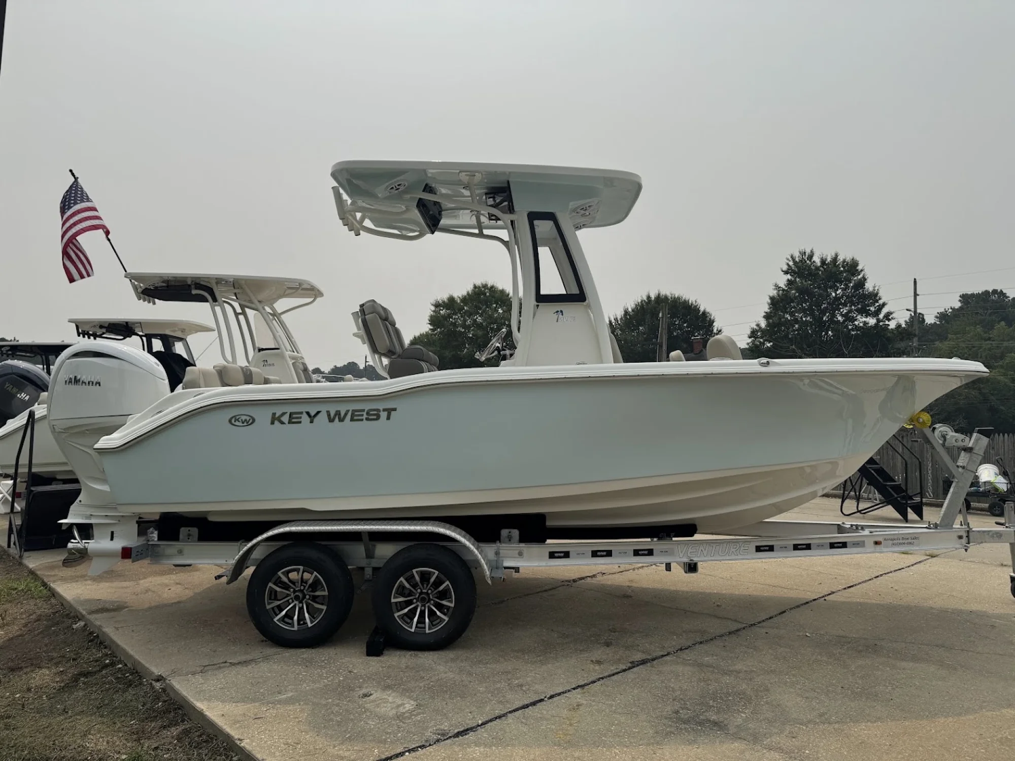 2027 21' Key West 219 FS - Image 2