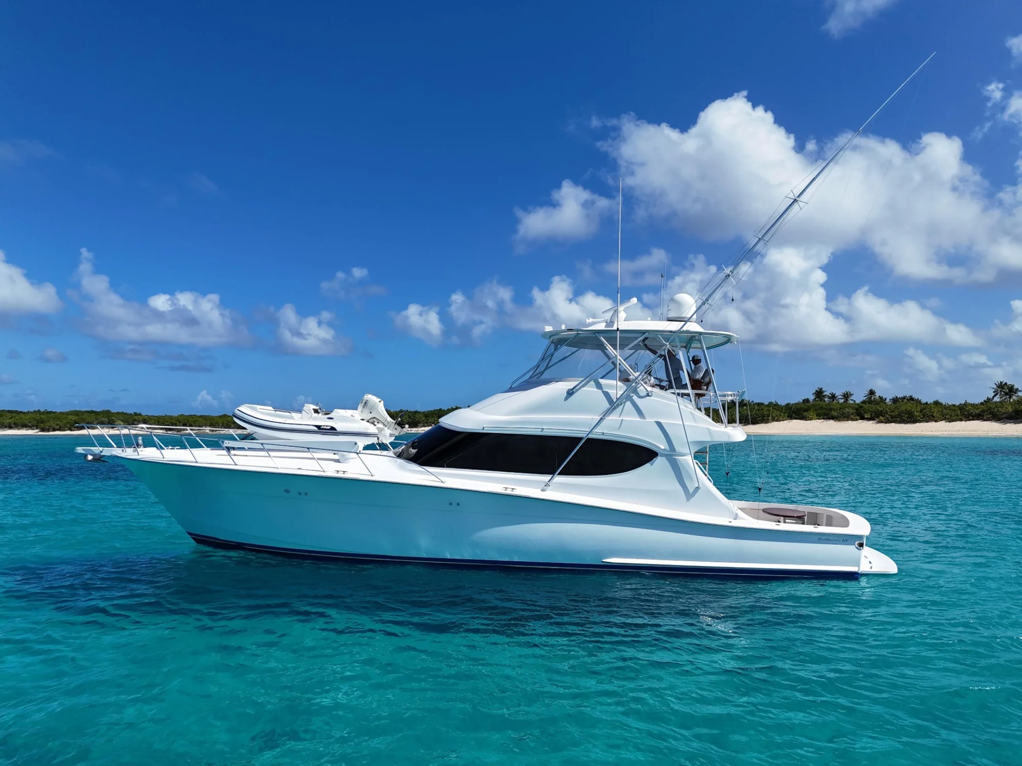 HATTERAS GT 60 CONVERTIBLE - Image 2