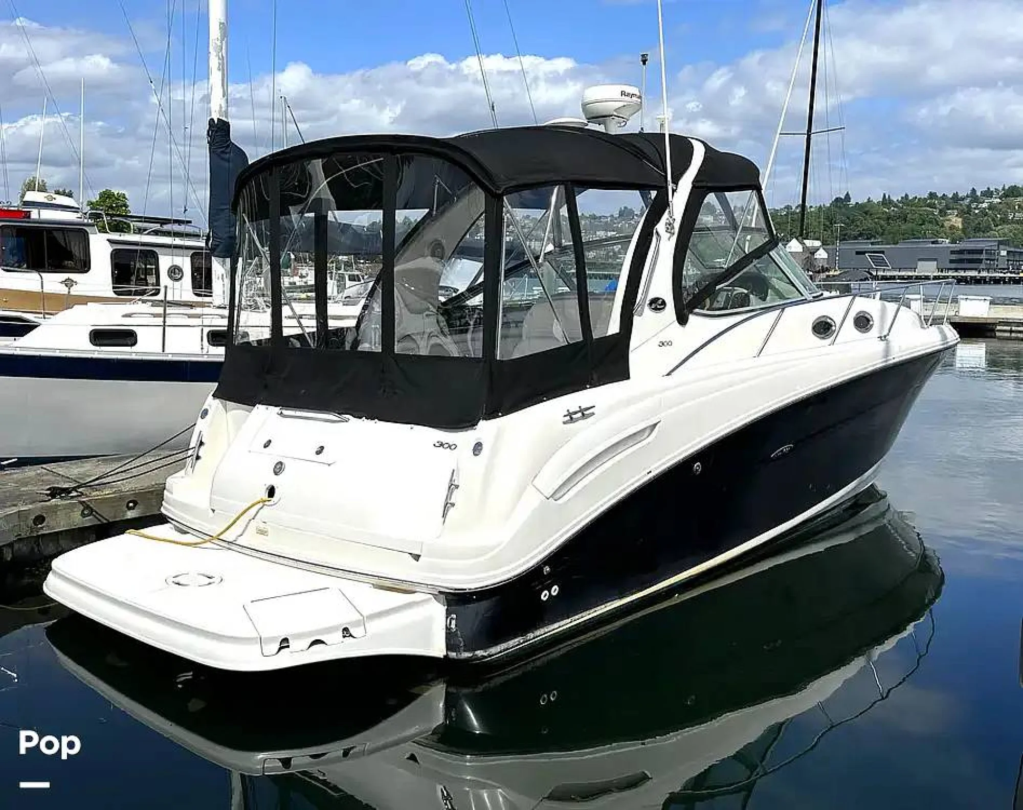 2004 Sea Ray 300 Sundancer - Main Image