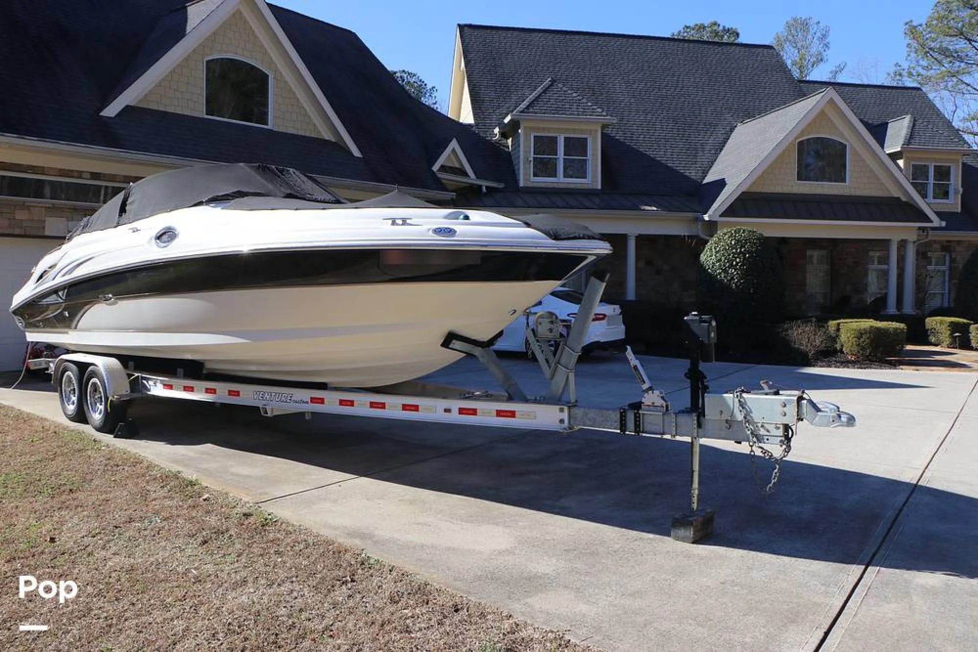 2004 Sea Ray 270 Sundeck - Image 5