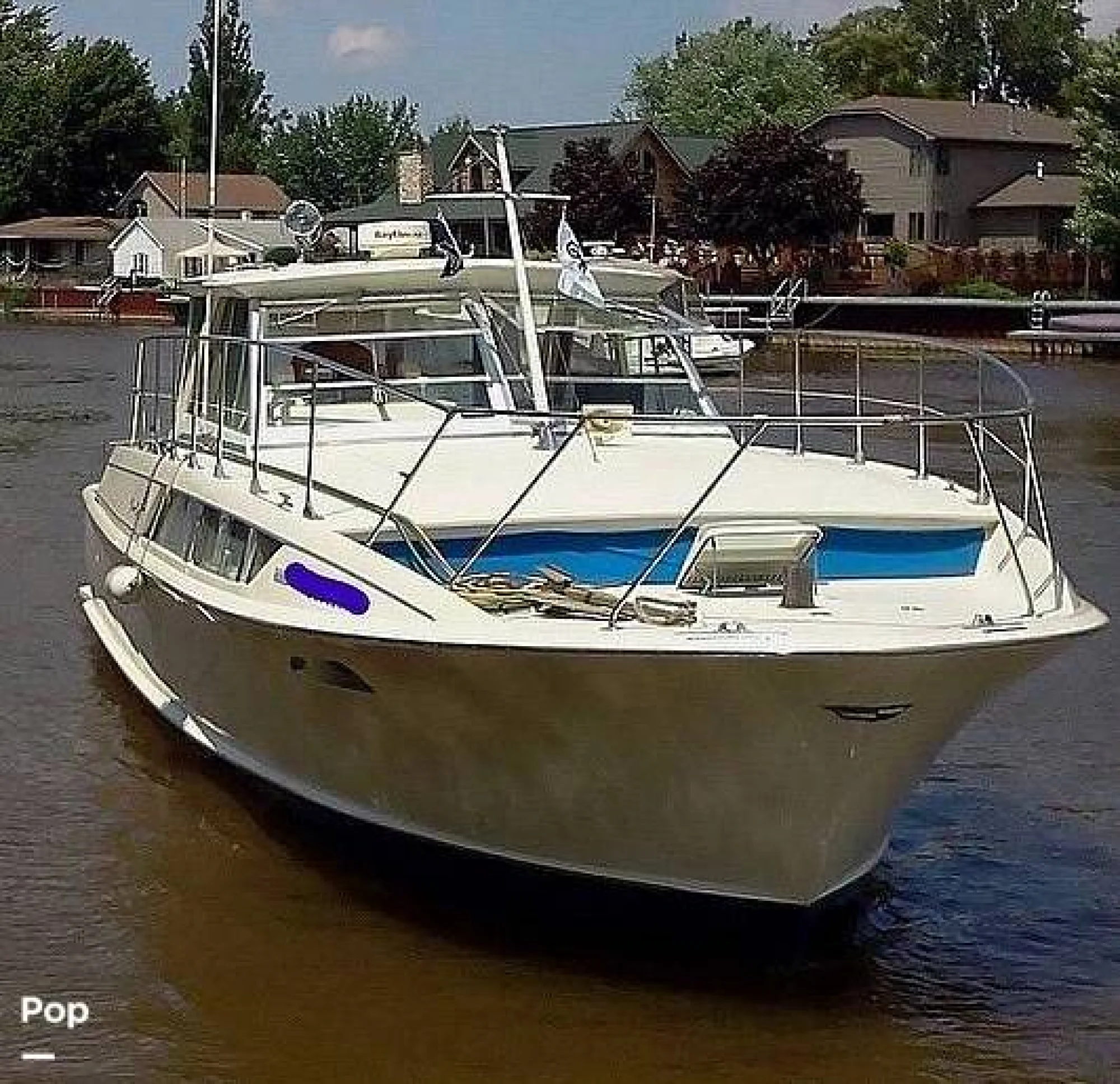 1970 Chris-Craft Commander 38 - Image 4