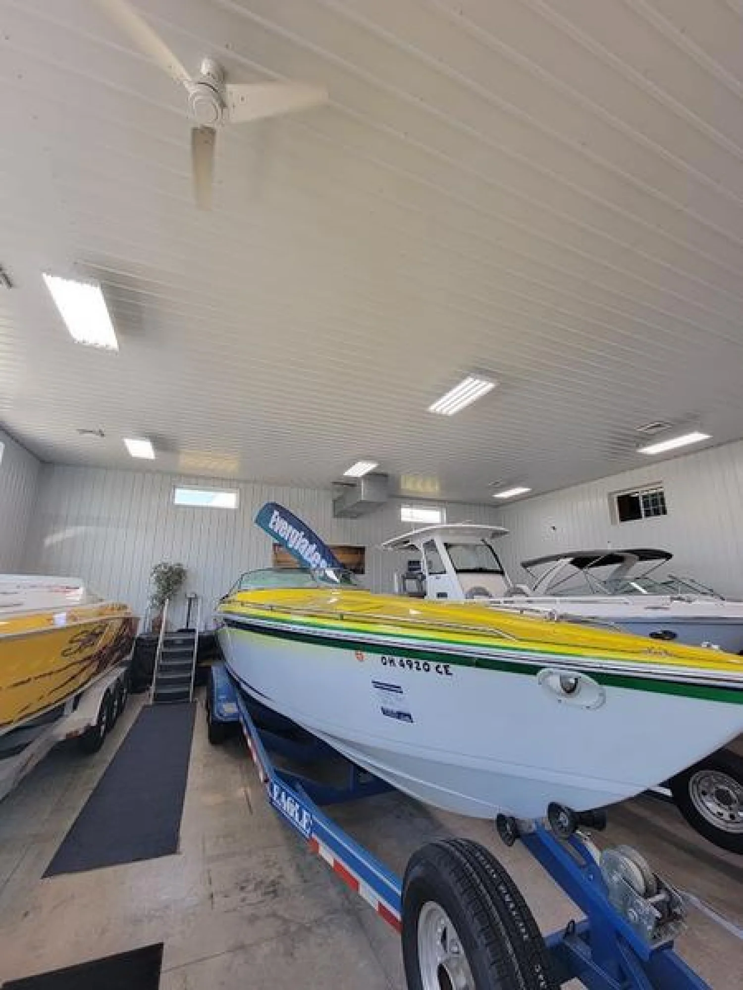 1998 Formula 353 FasTECH - Image 4