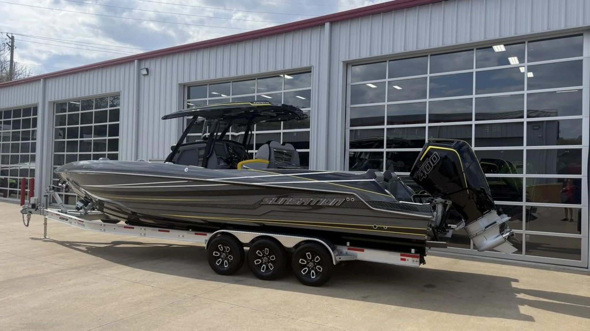 Sunsation Powerboats 32CCX - Image 4