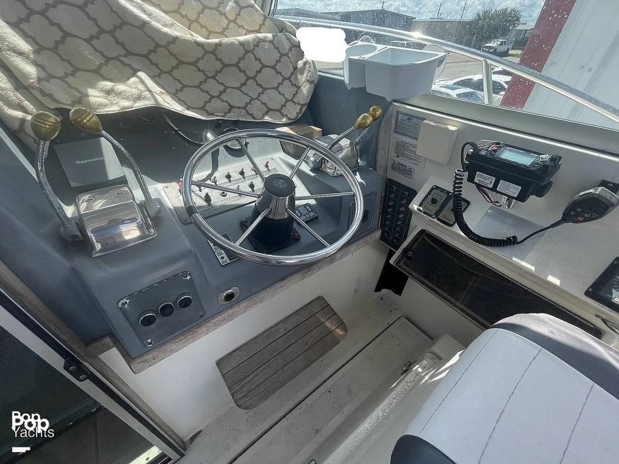 1992 Pursuit 2700 - Image 2