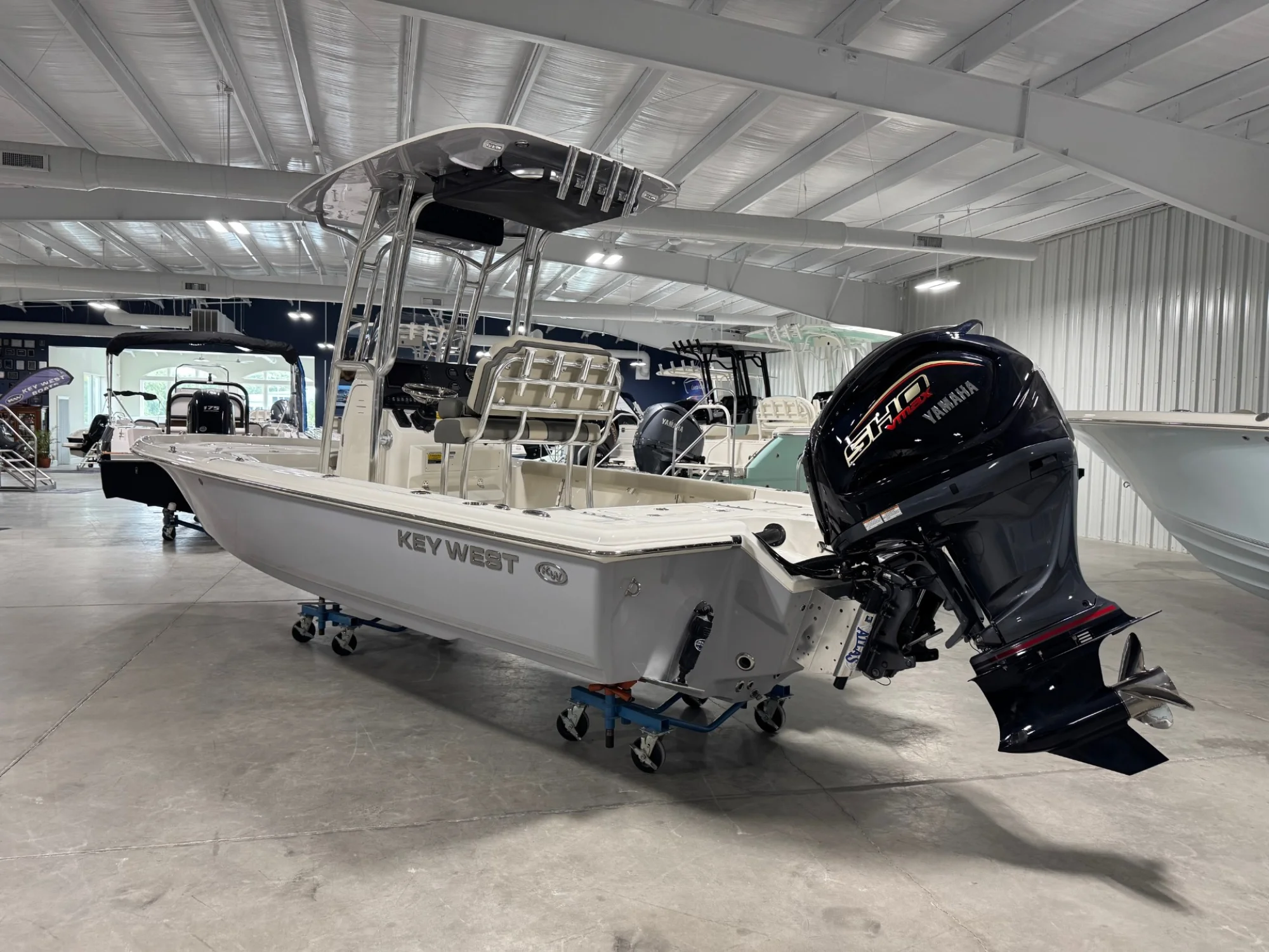 2026 Key West 230 Bay Reef Manta Gray - Image 3