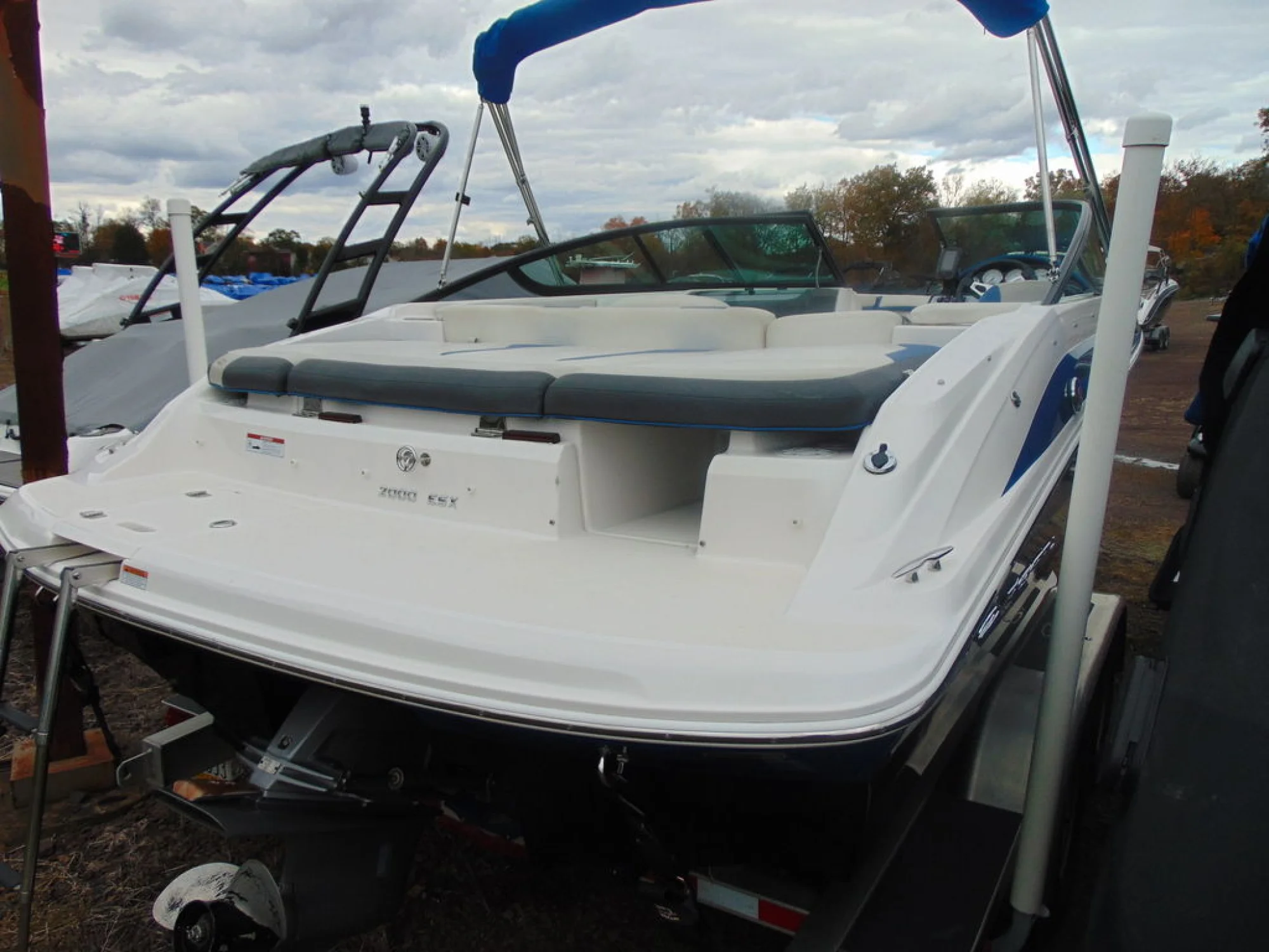 Regal 2000 ESX - Image 5