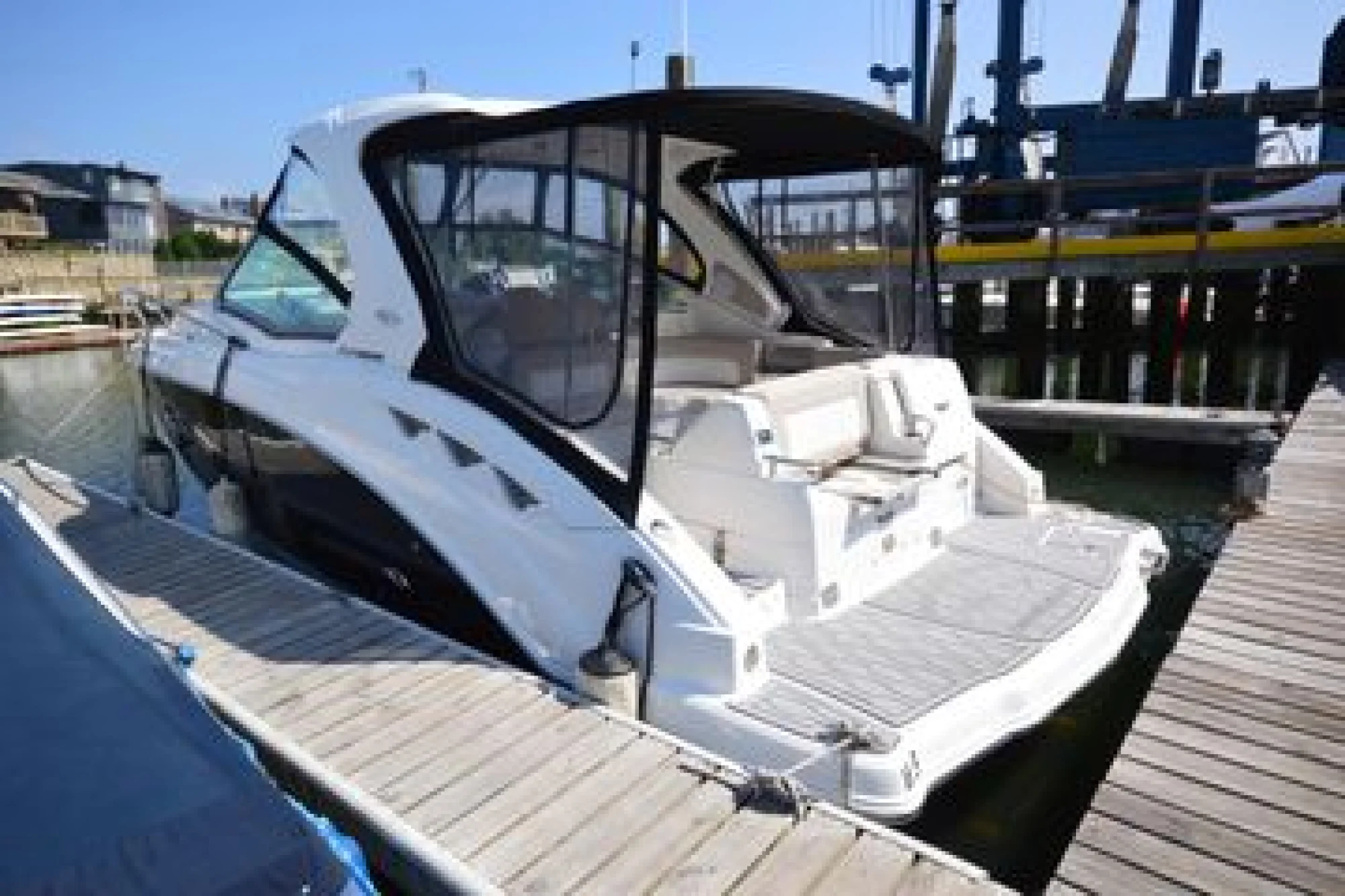 2012 33' Chaparral 330 Signature | 33ft - Image 3
