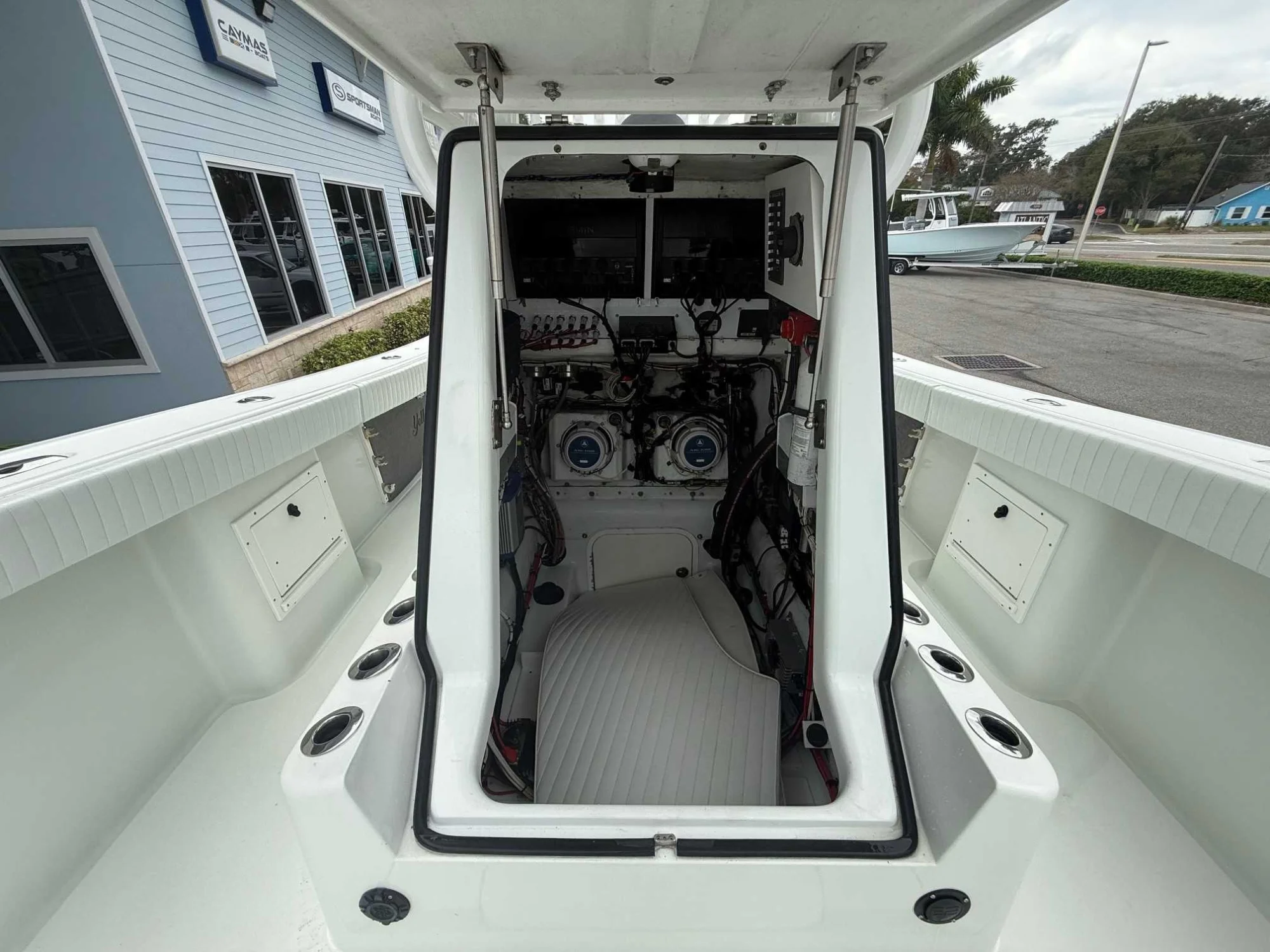 2007 Yellowfin 34 - Image 3