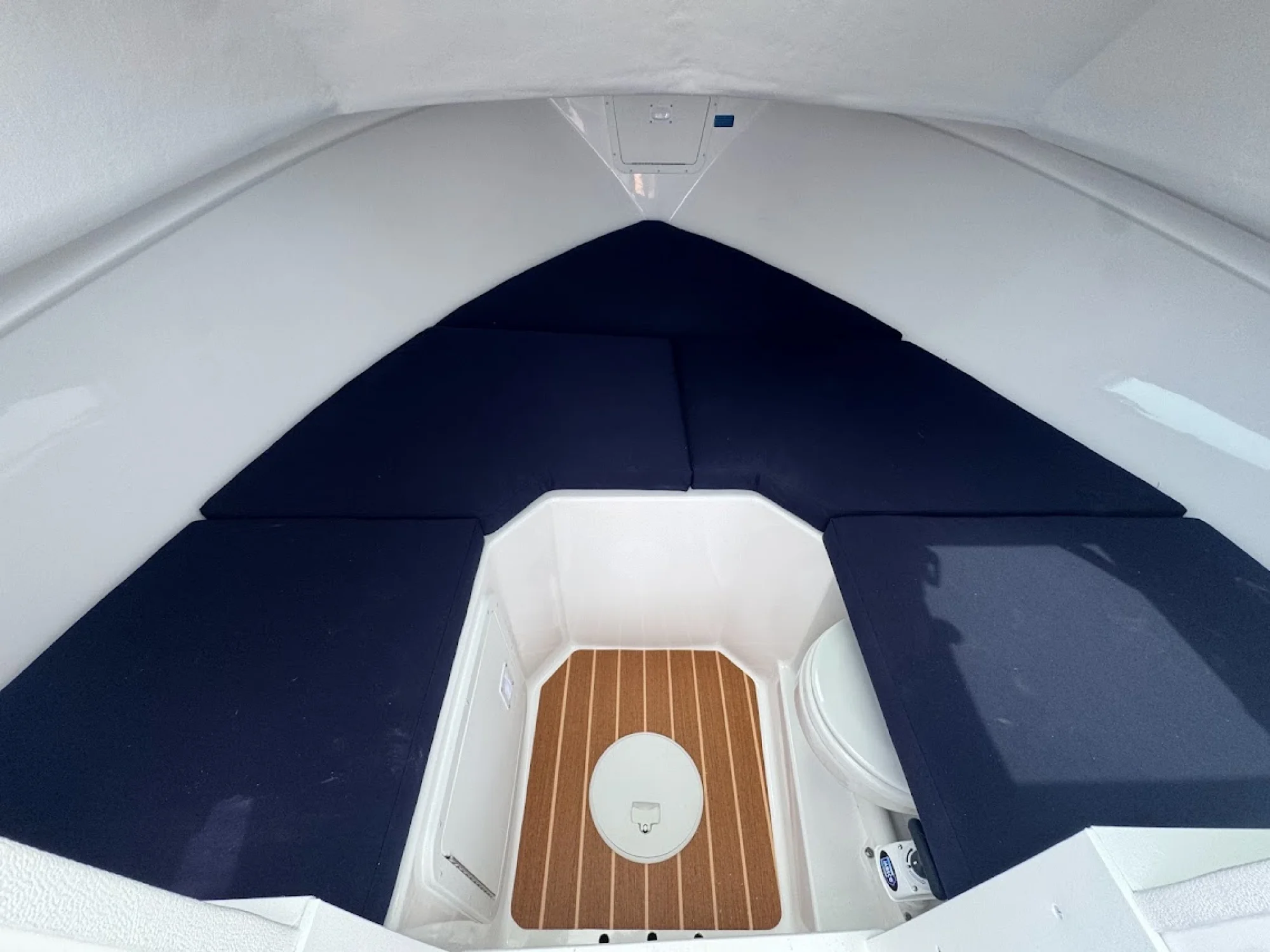 2027 25' Steiger Craft 255 Annapolis - Image 3