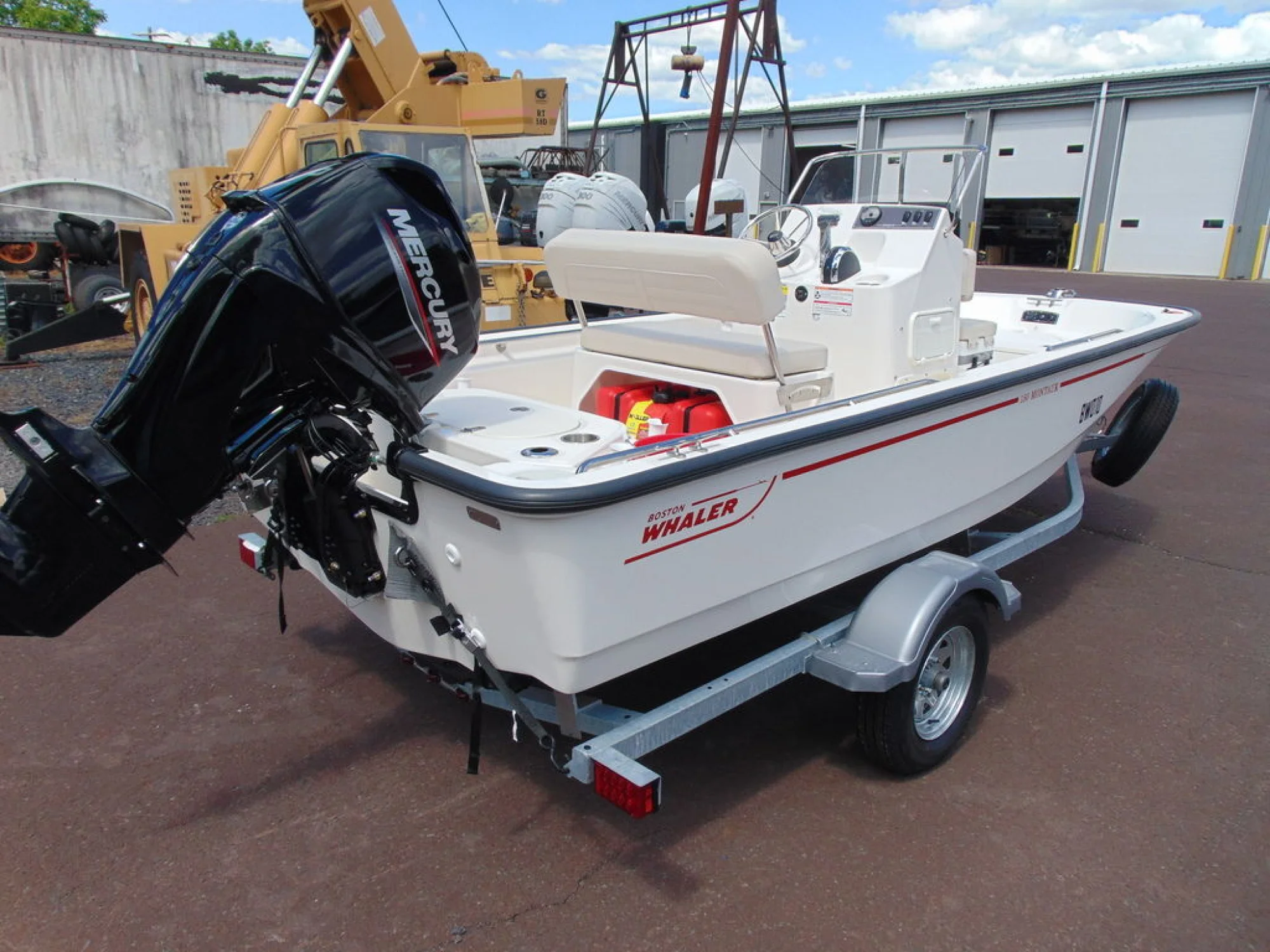 Boston Whaler 150 Montauk - Image 2