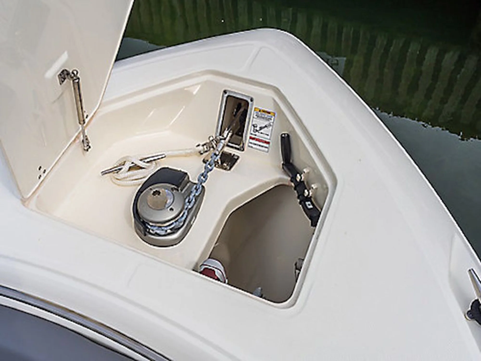 Boston Whaler 330 Outrage - Image 5