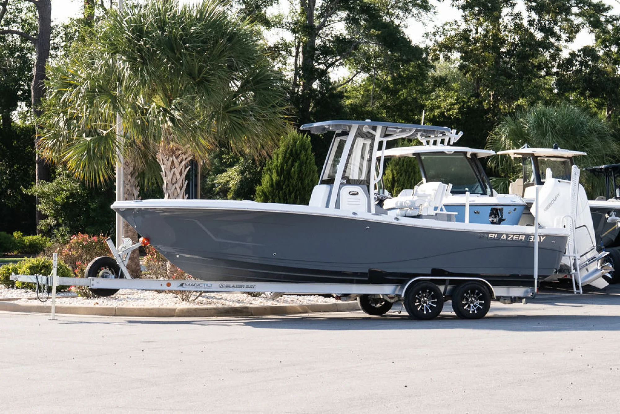 BLAZER BAY 2600 MAKAIRA