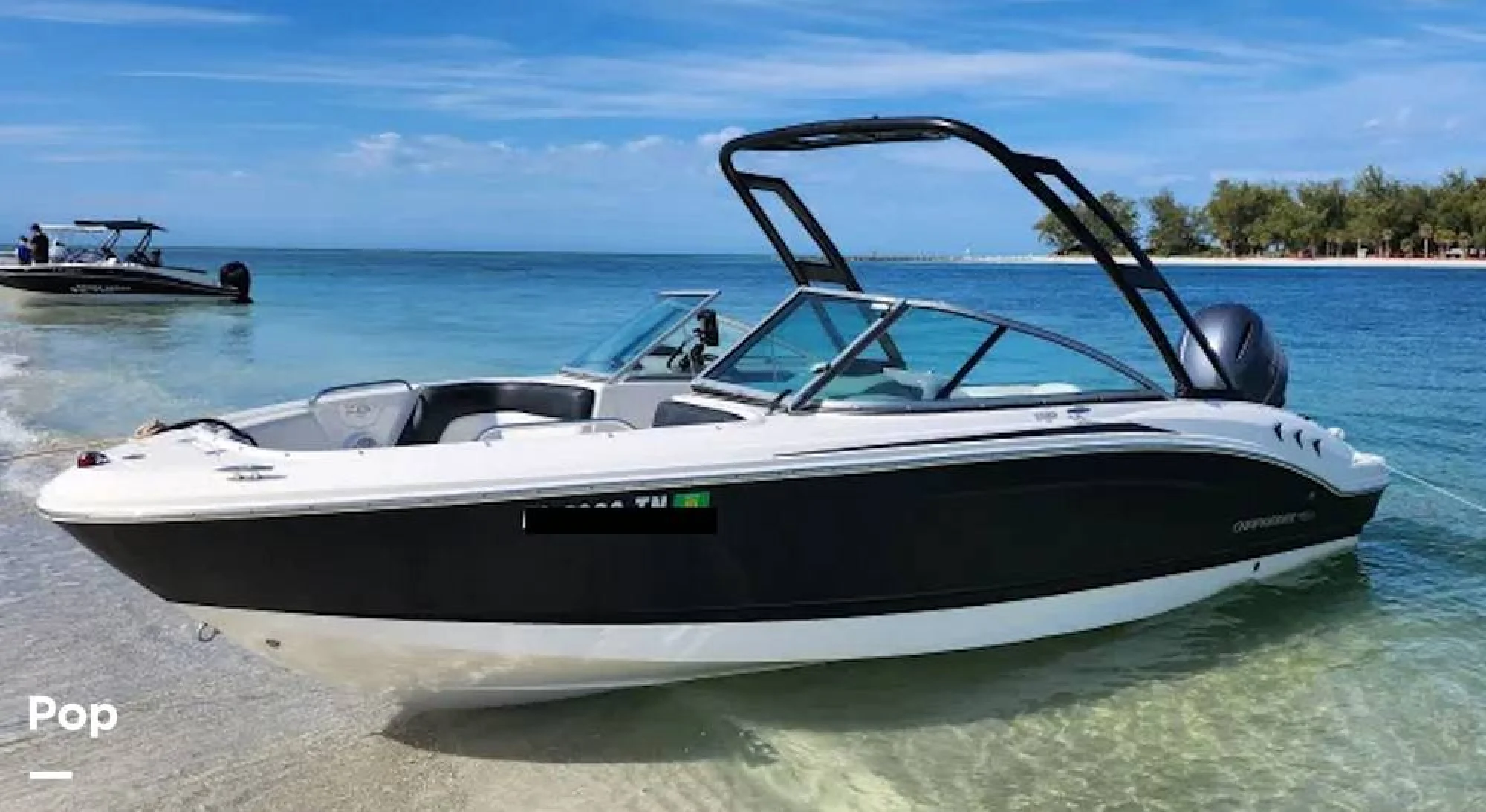 2017 Chaparral H2O 21 Deluxe - Main Image