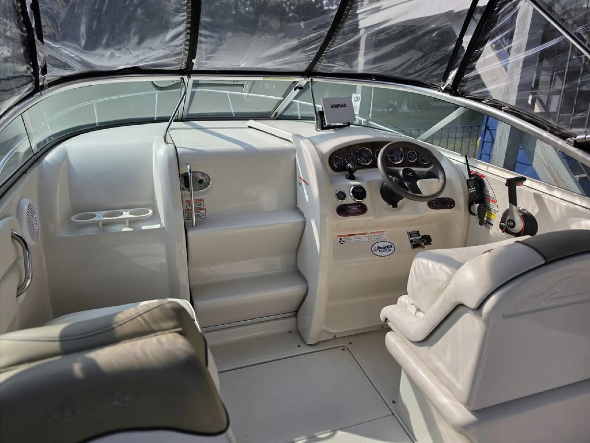 2006 Sea Ray 215 Weekender - Image 5