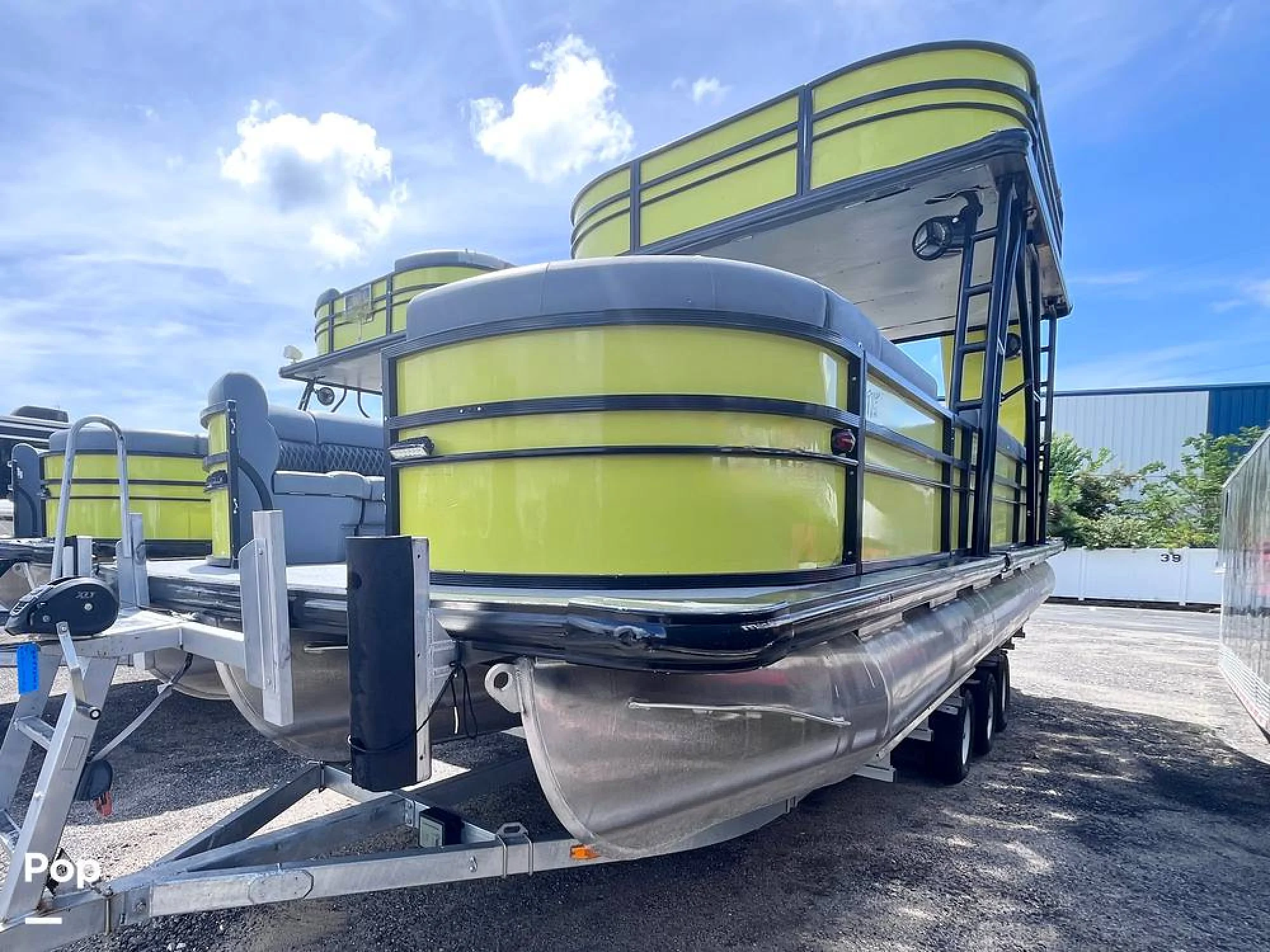 2024 Custom Craft 29 Double Decker - Image 3