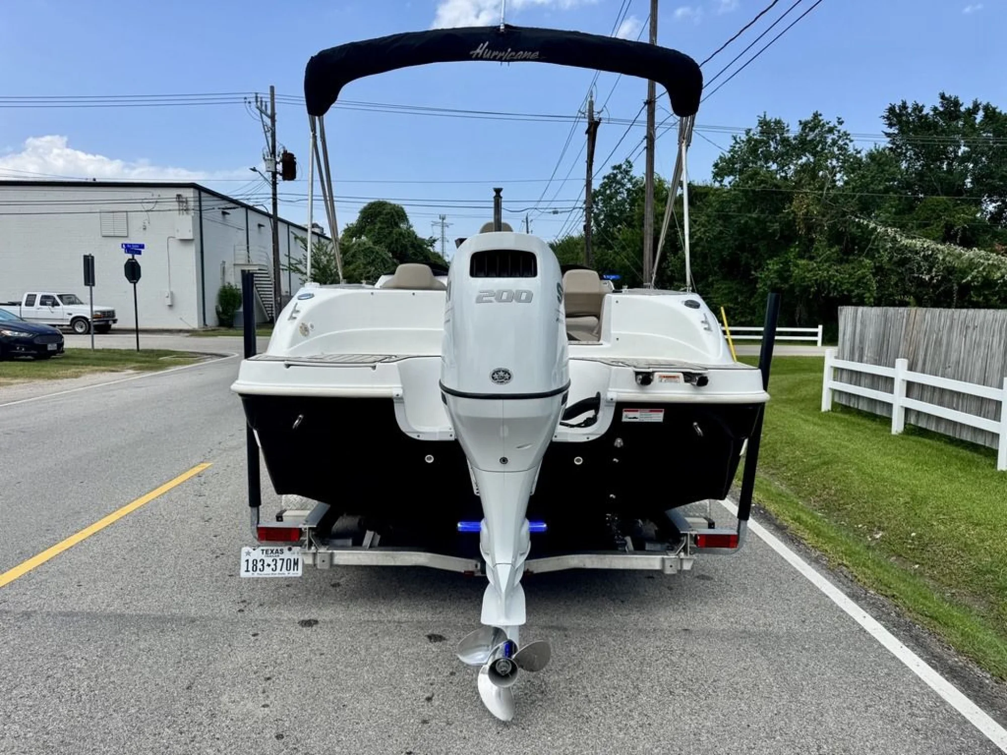 2022 Hurricane Sundeck Sport 218 OB - Image 3