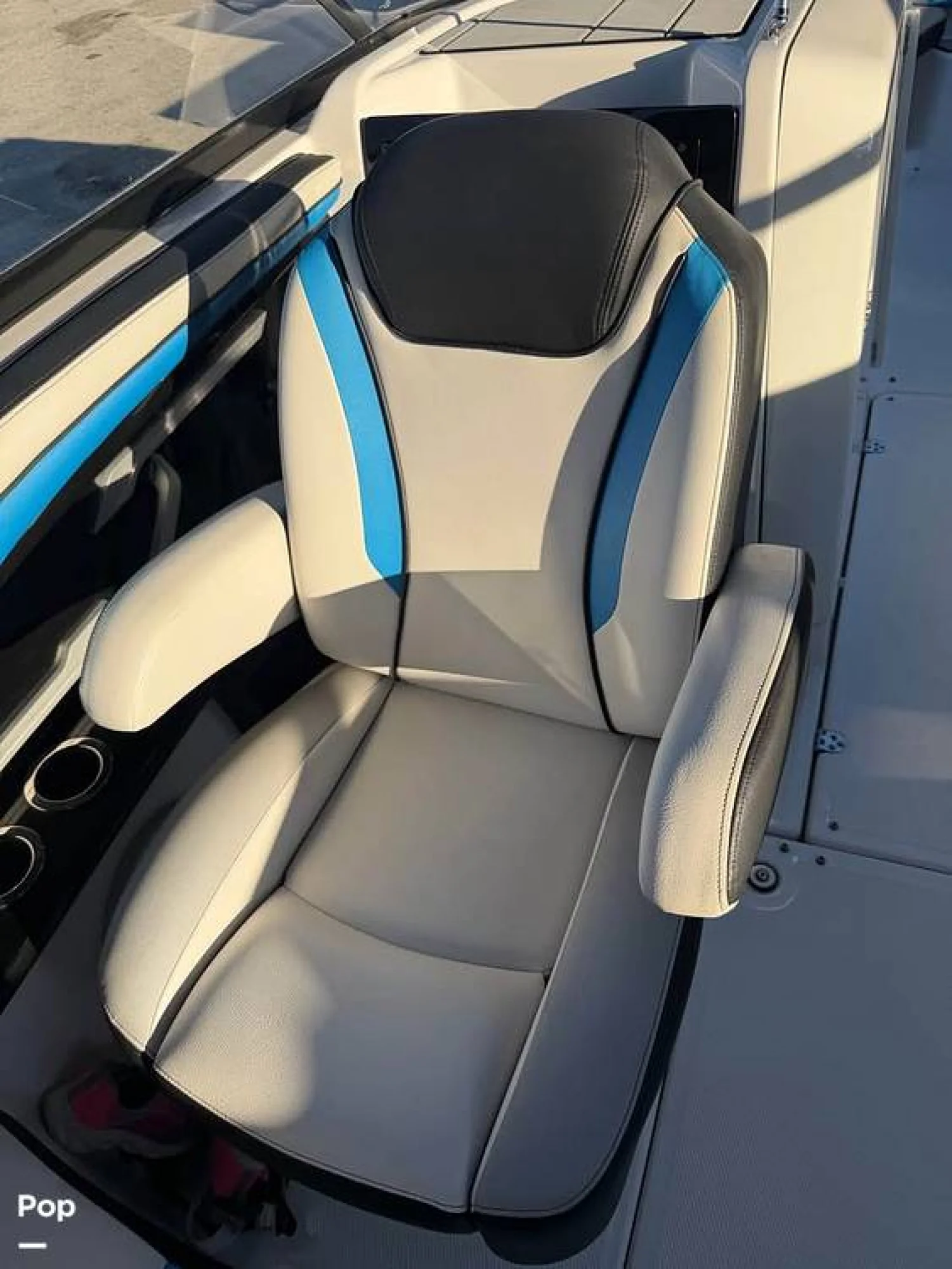 2020 Yamaha Wake Series 242X - Image 5