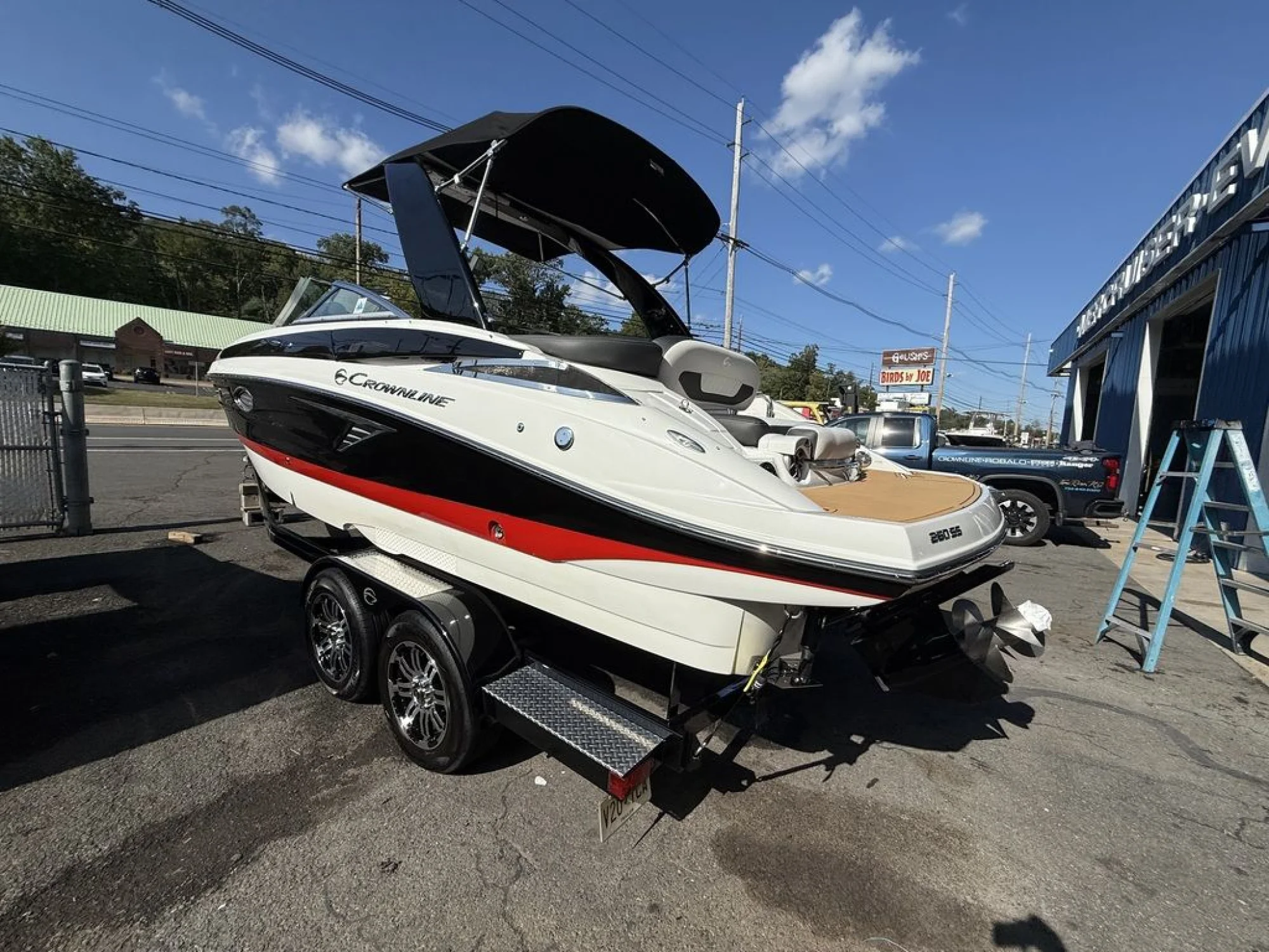 2024 Crownline 260 SS - Image 4