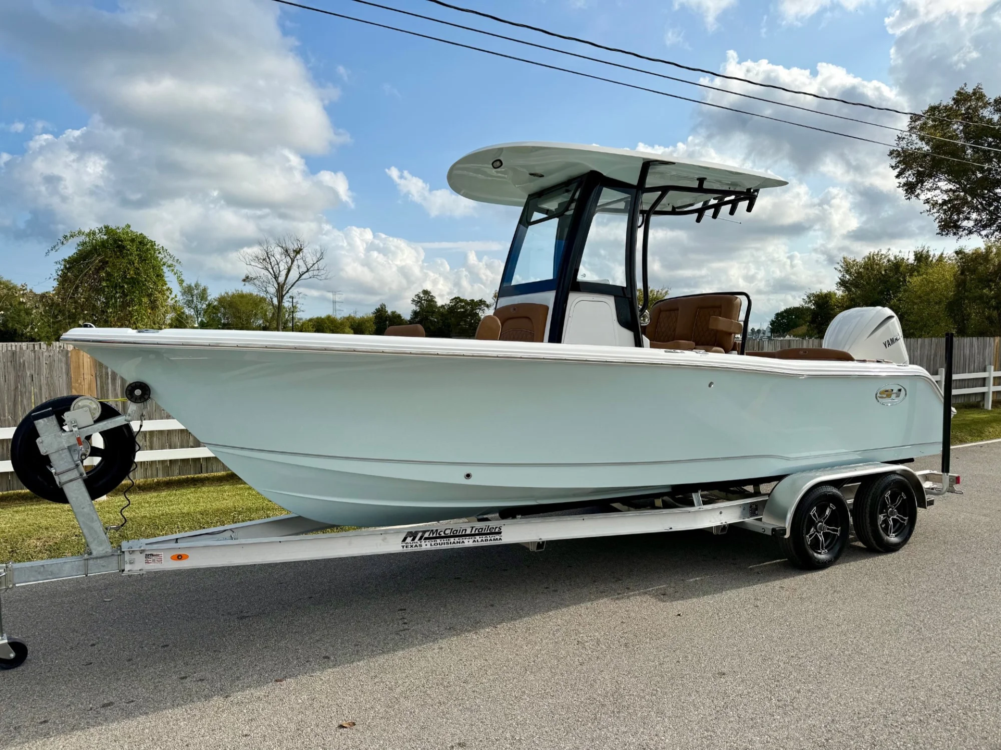 2026 Sea Hunt Ultra 235 SE