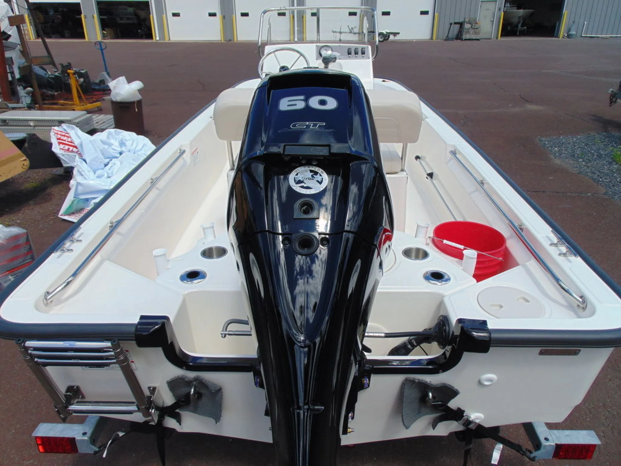 Boston Whaler 150 Montauk - Image 3