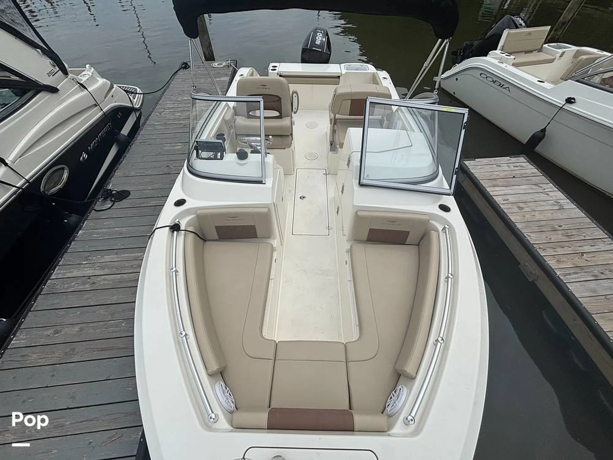 2024 Cobia 220 DC - Image 4