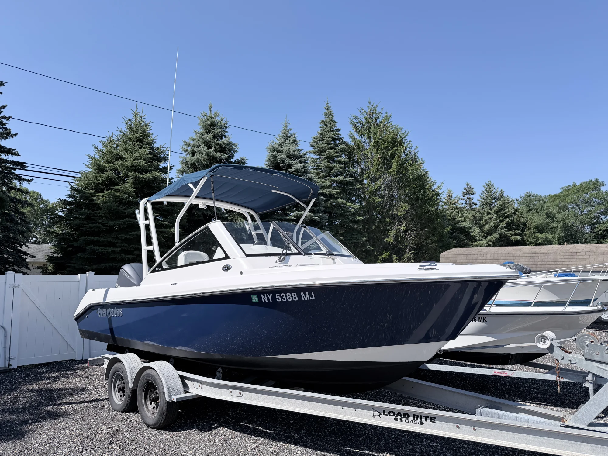 2014 Everglades 230DC