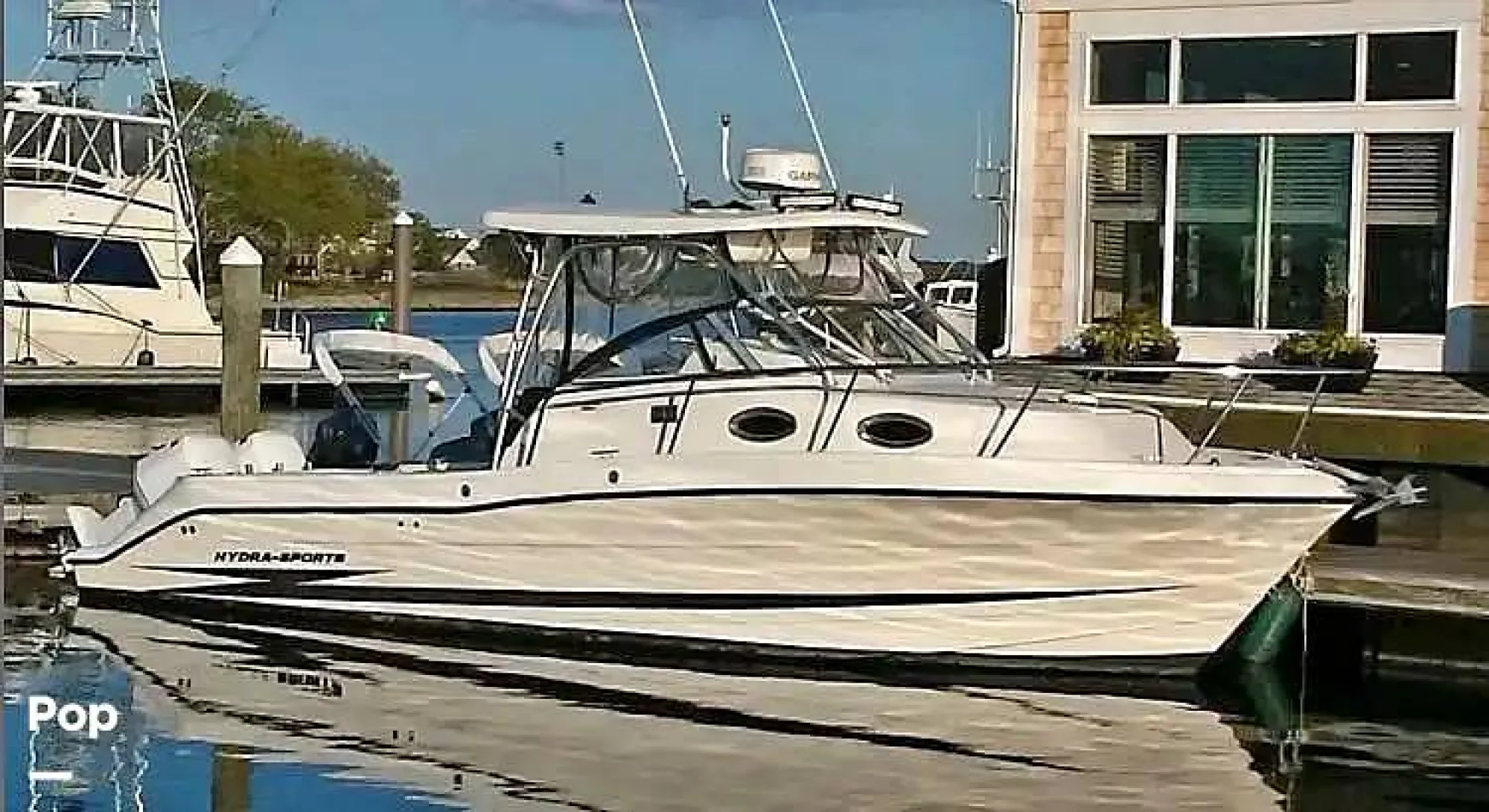 2003 Hydra-Sports Vector 2800 Walkaround - Main Image