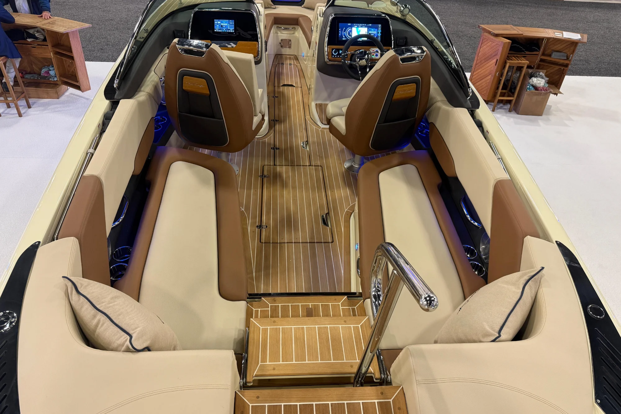 2026 Chris-Craft Launch 27 - Image 4