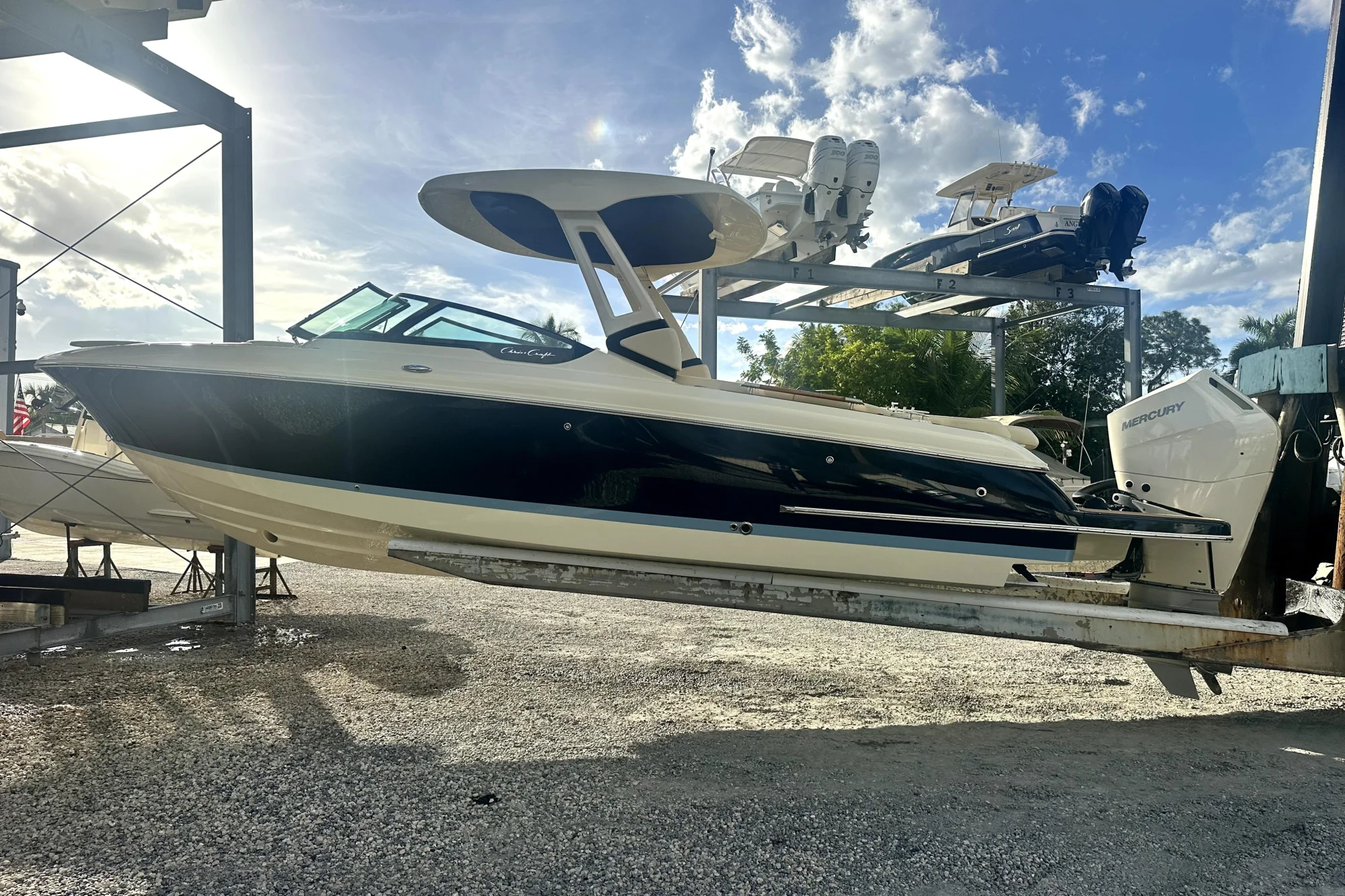 2026 Chris-Craft Sportster 28 - Image 4