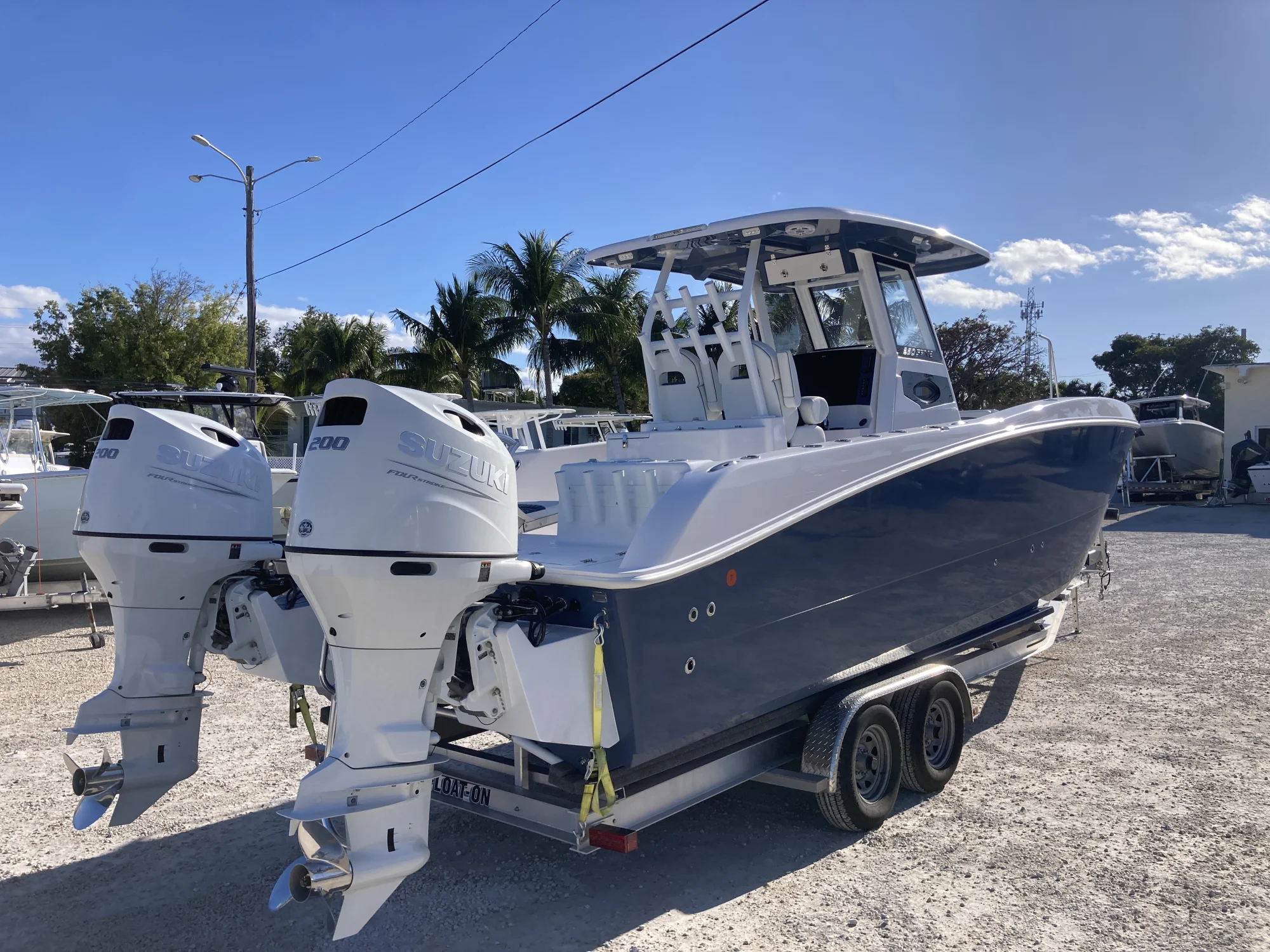 2025 Twin Vee 260 GFX2 - Image 3