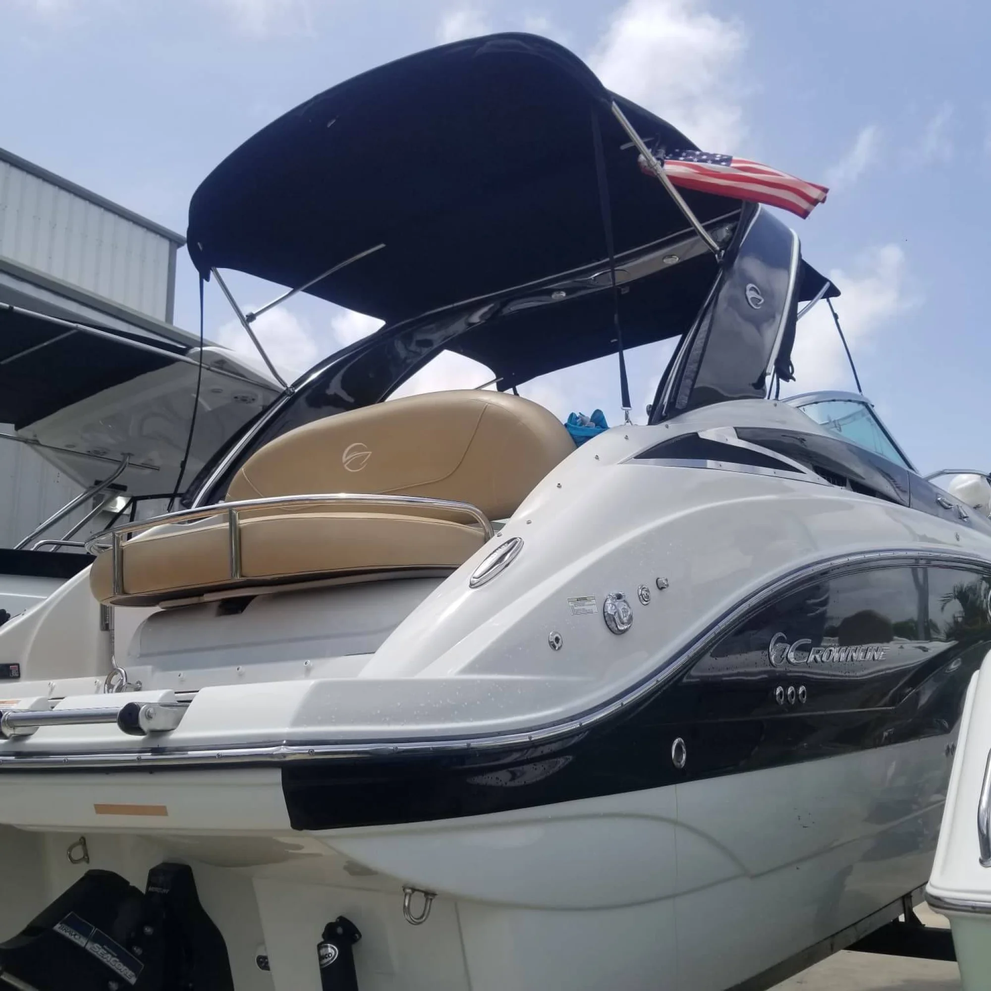 2018 Crownline 264 CR - Image 2