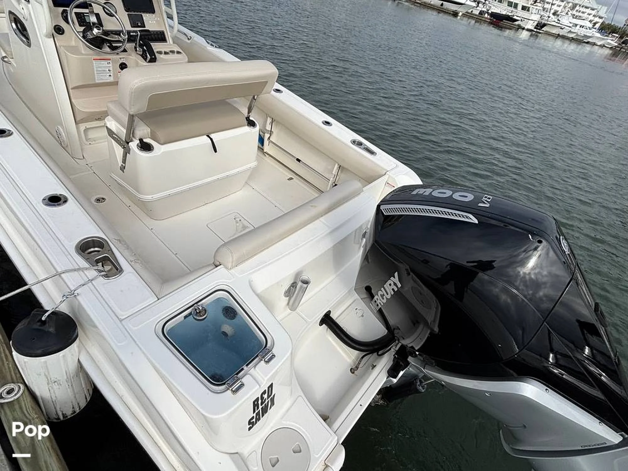 2025 Boston Whaler 230 Outrage - Image 5