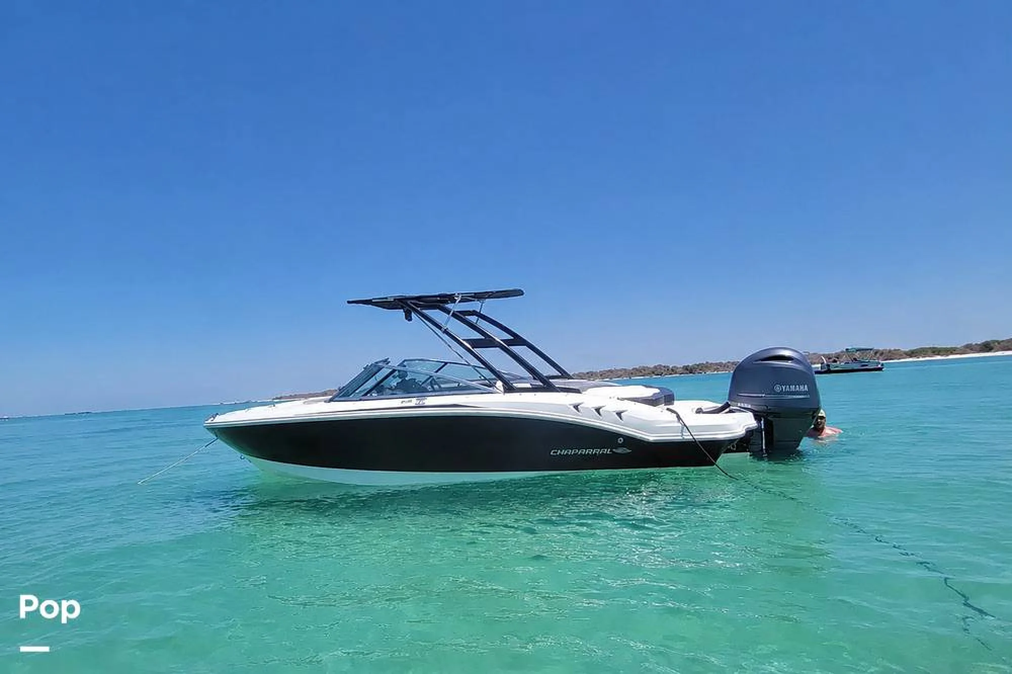 2017 Chaparral H2O 21 Deluxe - Image 2