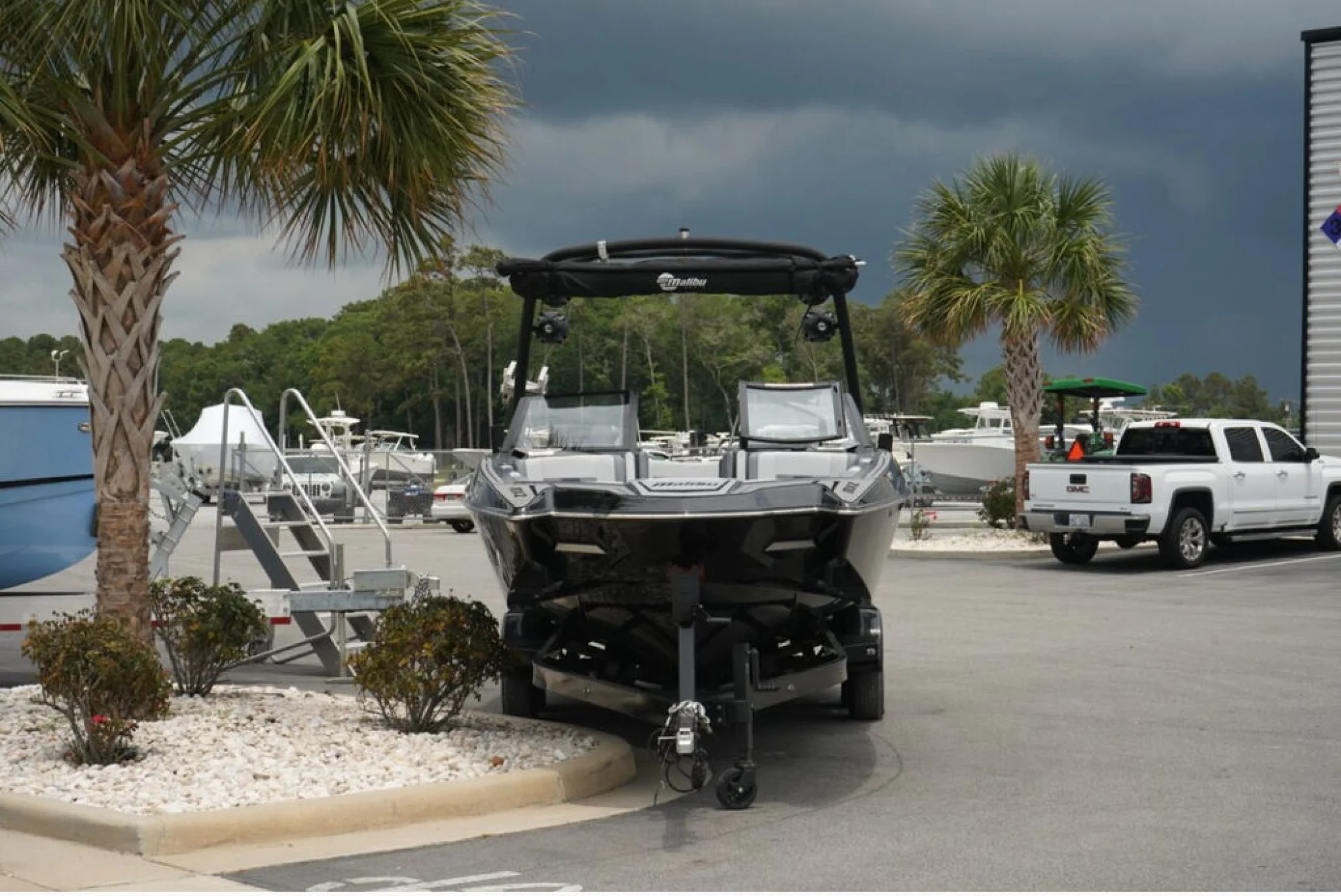 Malibu Boats 23 LSV - Image 5