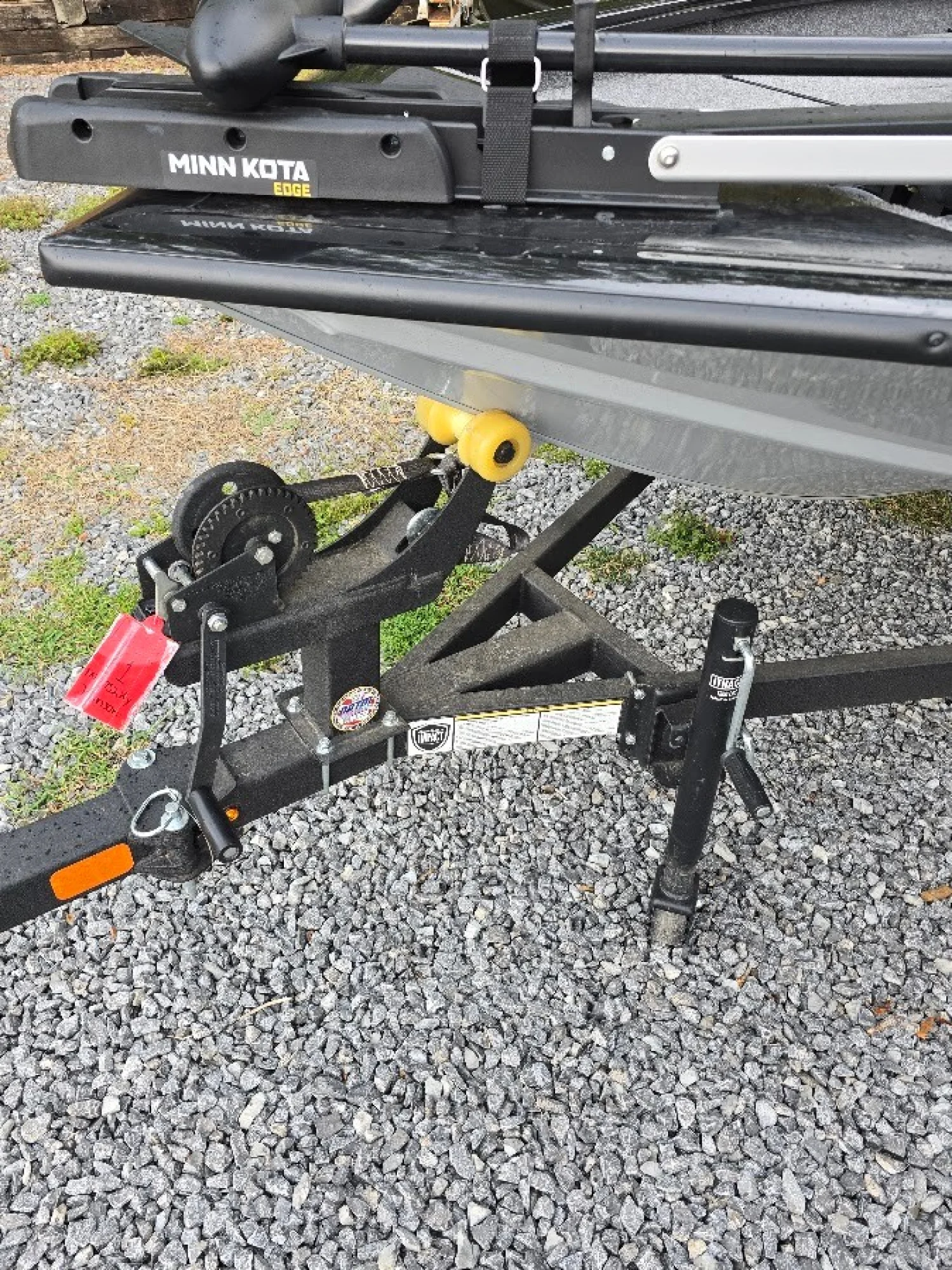 2024 Tracker Marine PRO TEAM 175 TXW w/ Trailer - Image 4