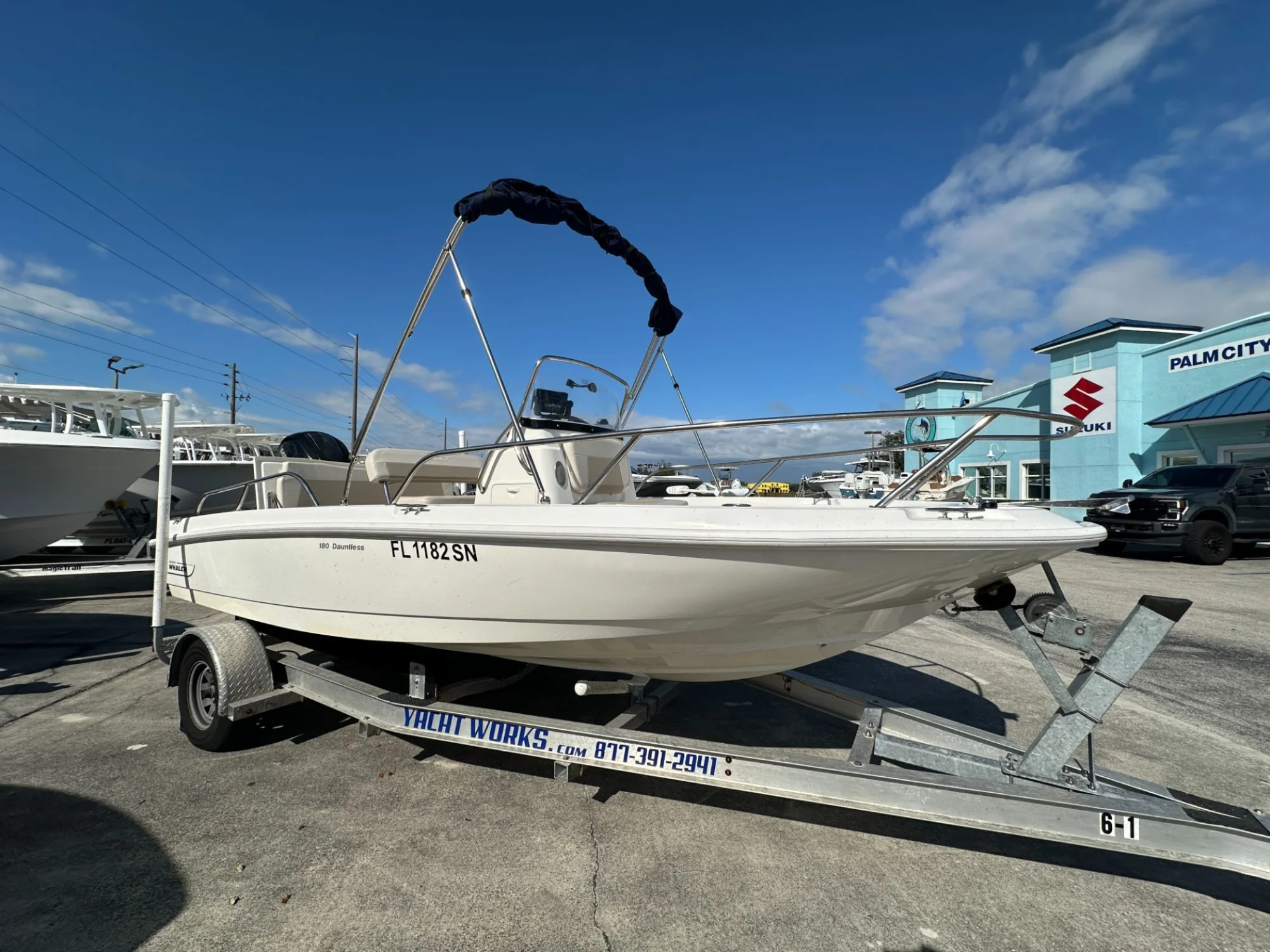 2019 Boston Whaler 180 Dauntless - Image 2