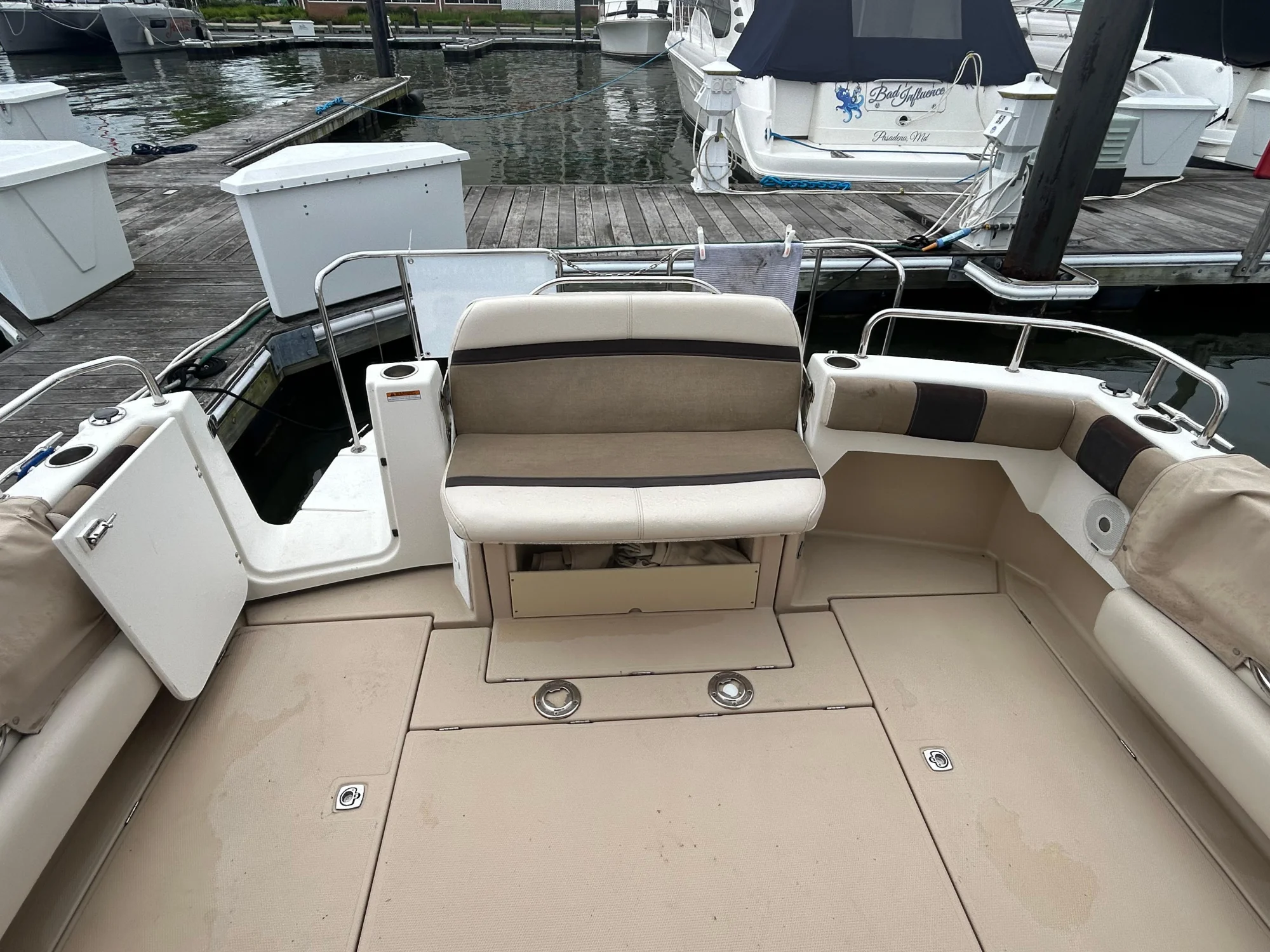2014 Cutwater C-30 Sedan - Image 4