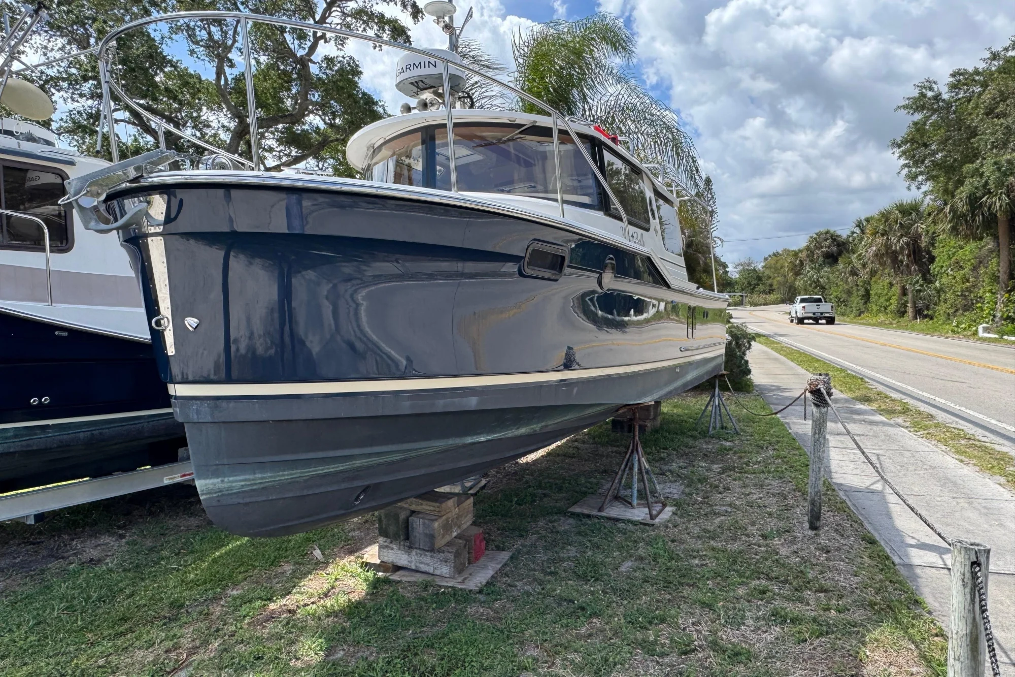 2020 Ranger Tugs R-27 - Image 5