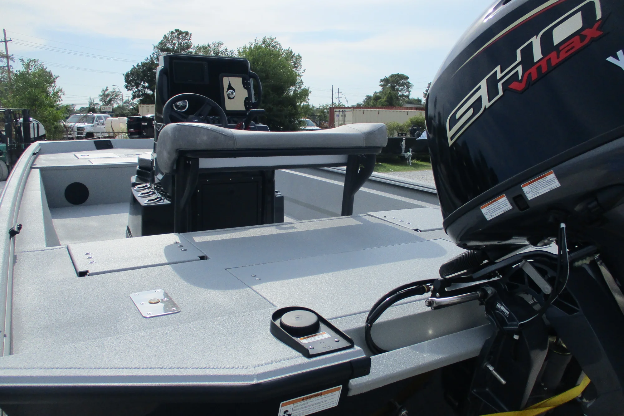 2027 Avid 20 Rogue CC - Image 4