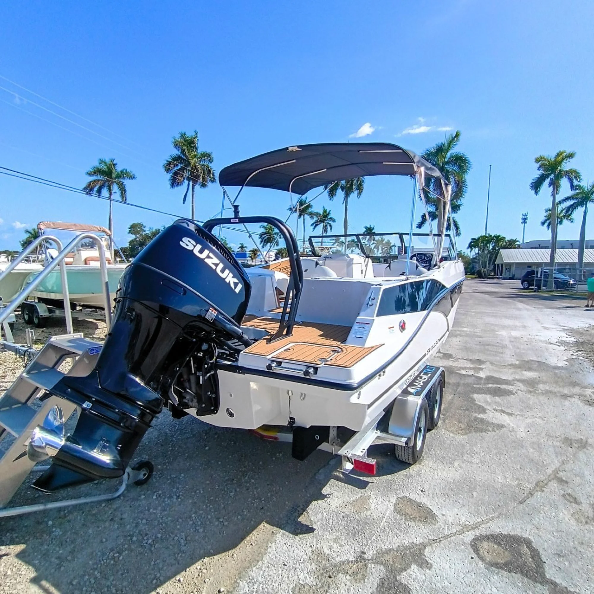 2026 Starcraft SVX 230 DC OB - Image 5