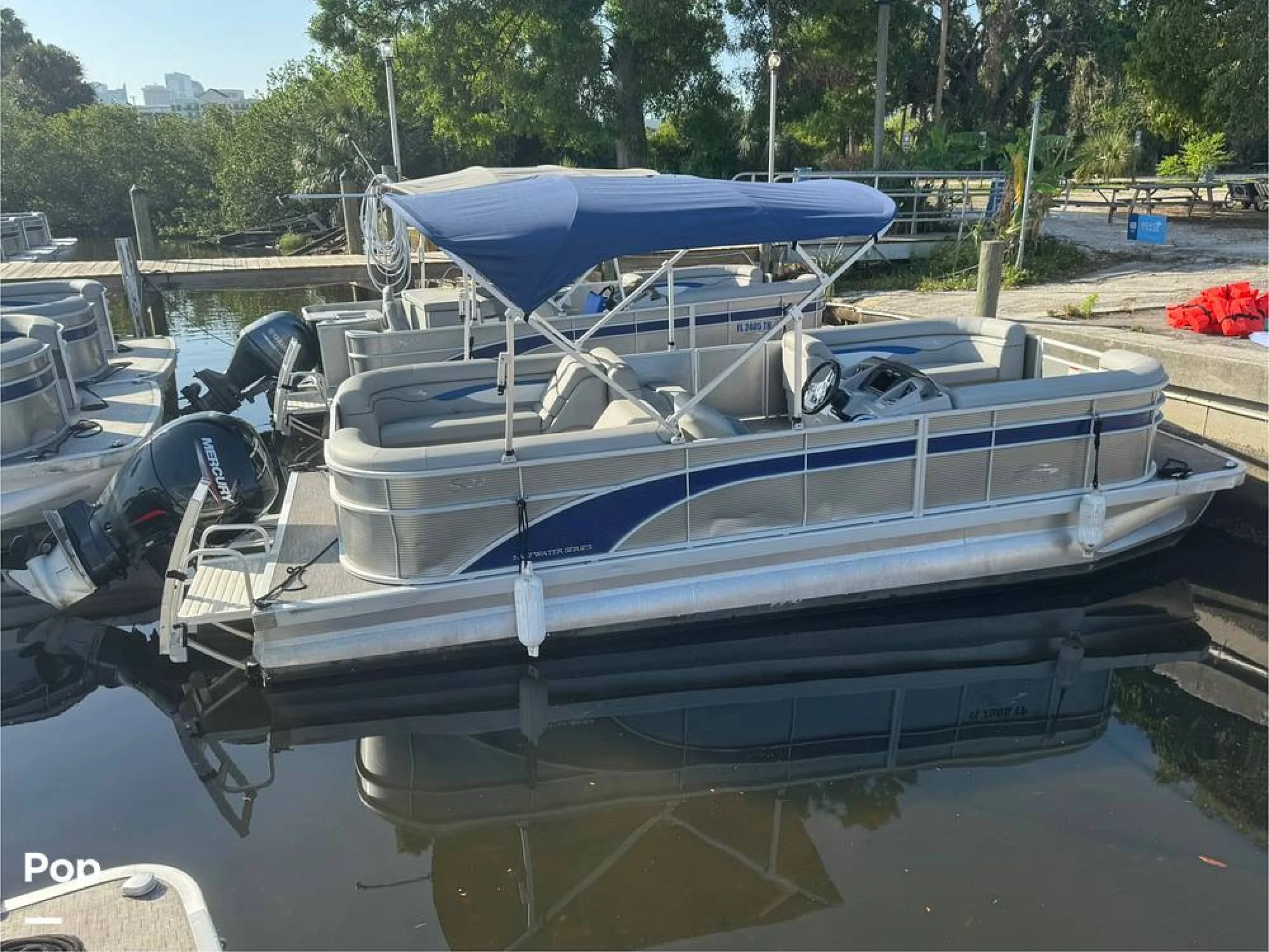 2023 Bennington 22 SSR - Main Image