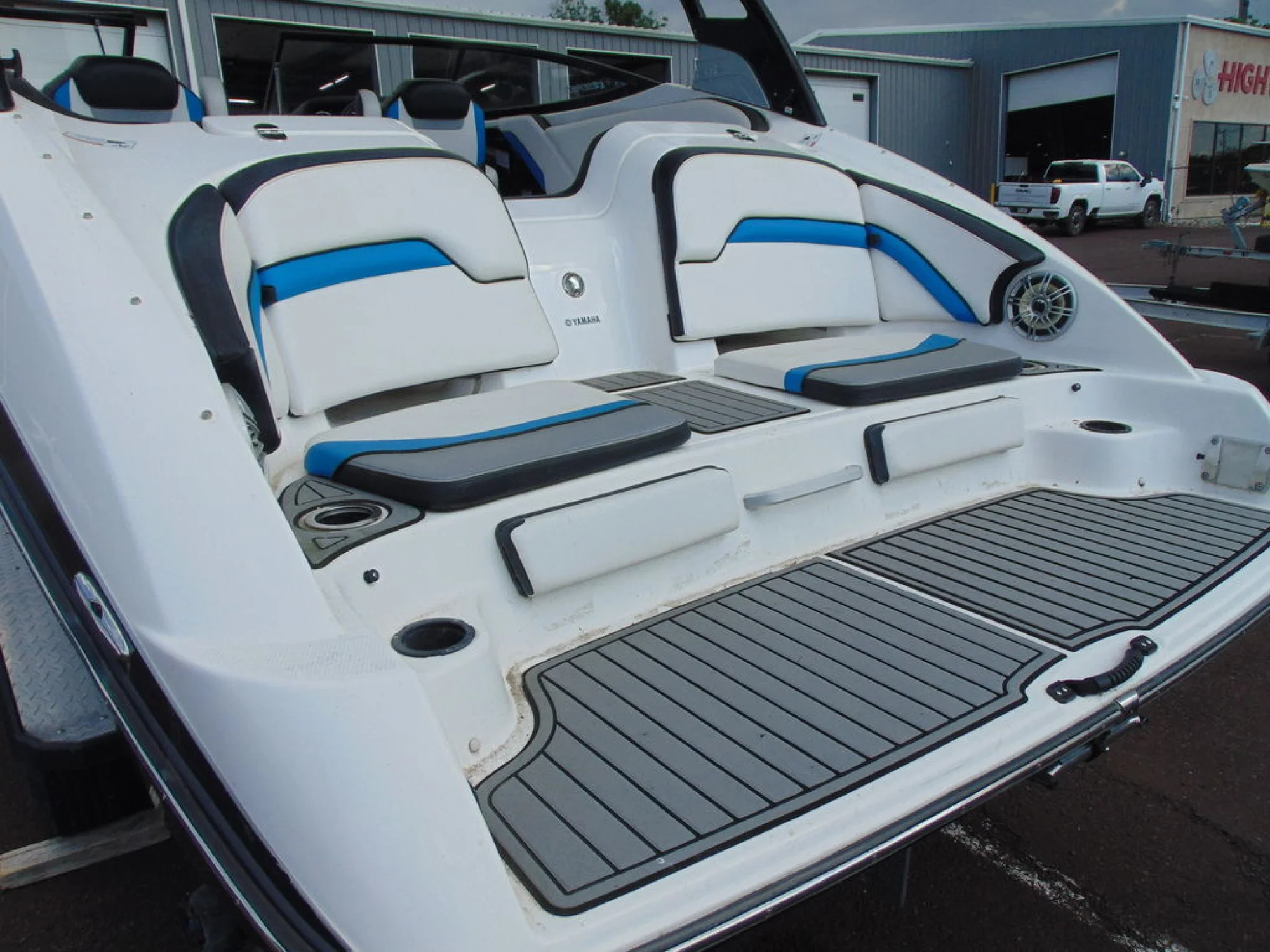 Yamaha Marine 242X E-Series - Image 4