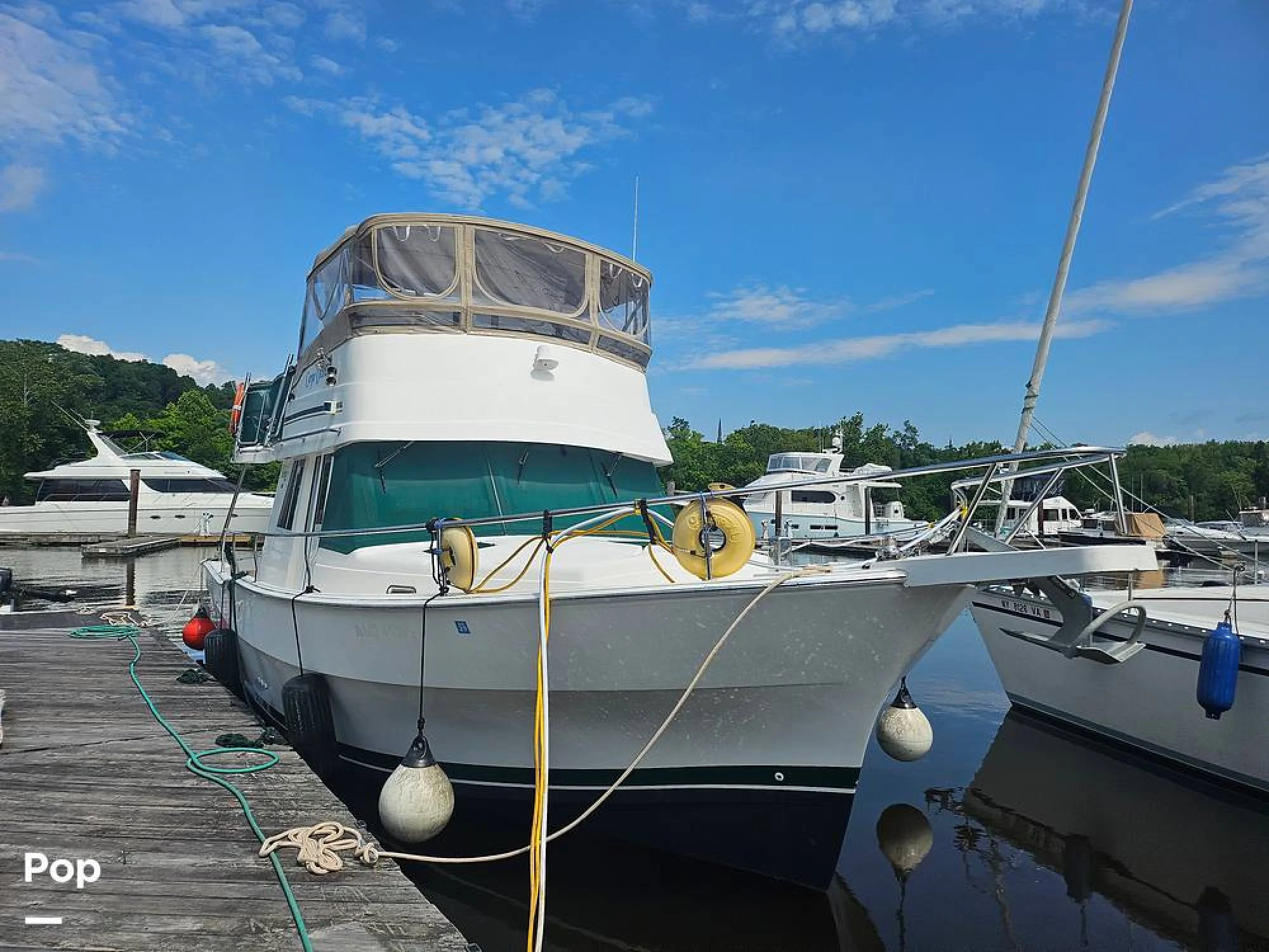 2002 Mainship 390 Trawler - Main Image
